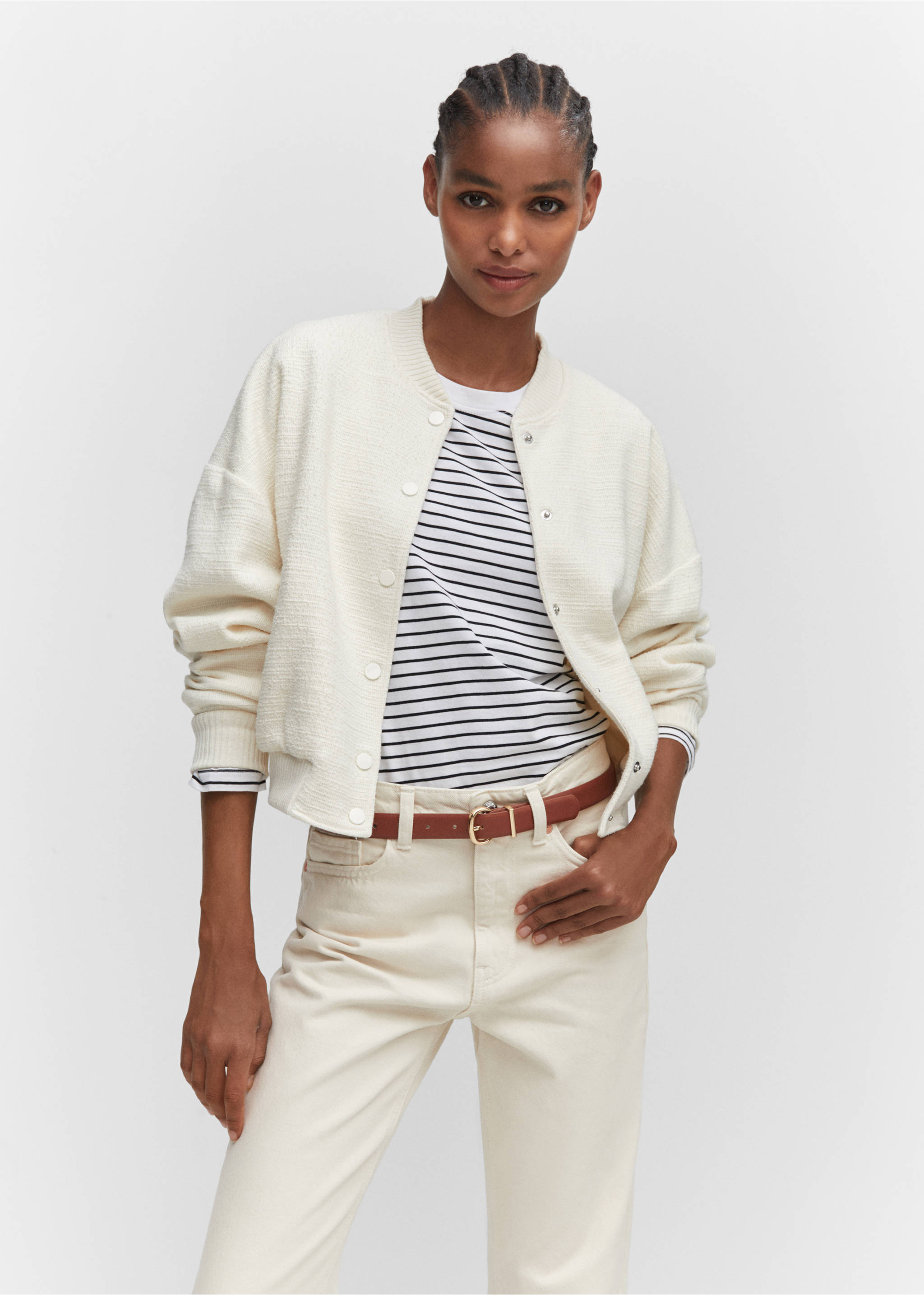 Straight-fit cropped jeans - Details of the article 1, Ecru. Ref: 57003805-00.