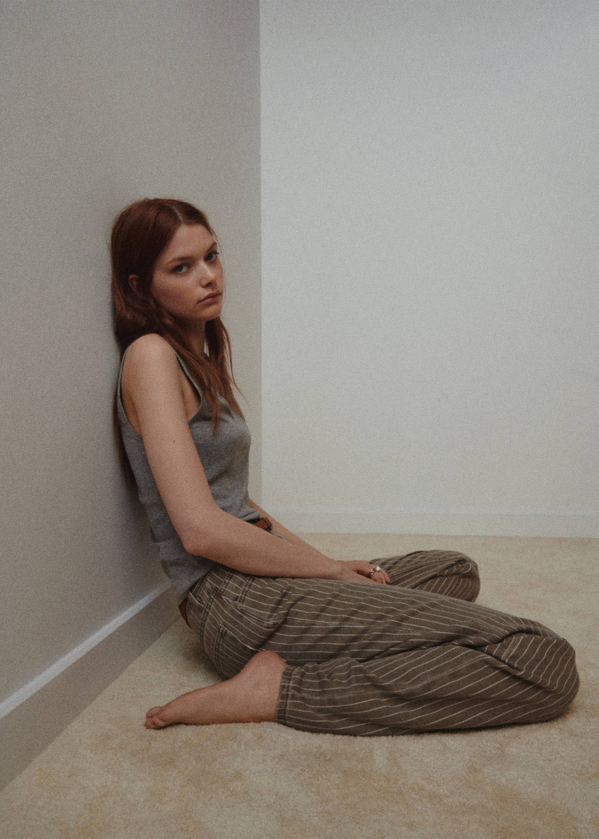 Wide leg pinstriped jeans - Details of the article 5, Medium Brown. Ref: 57003809-00.