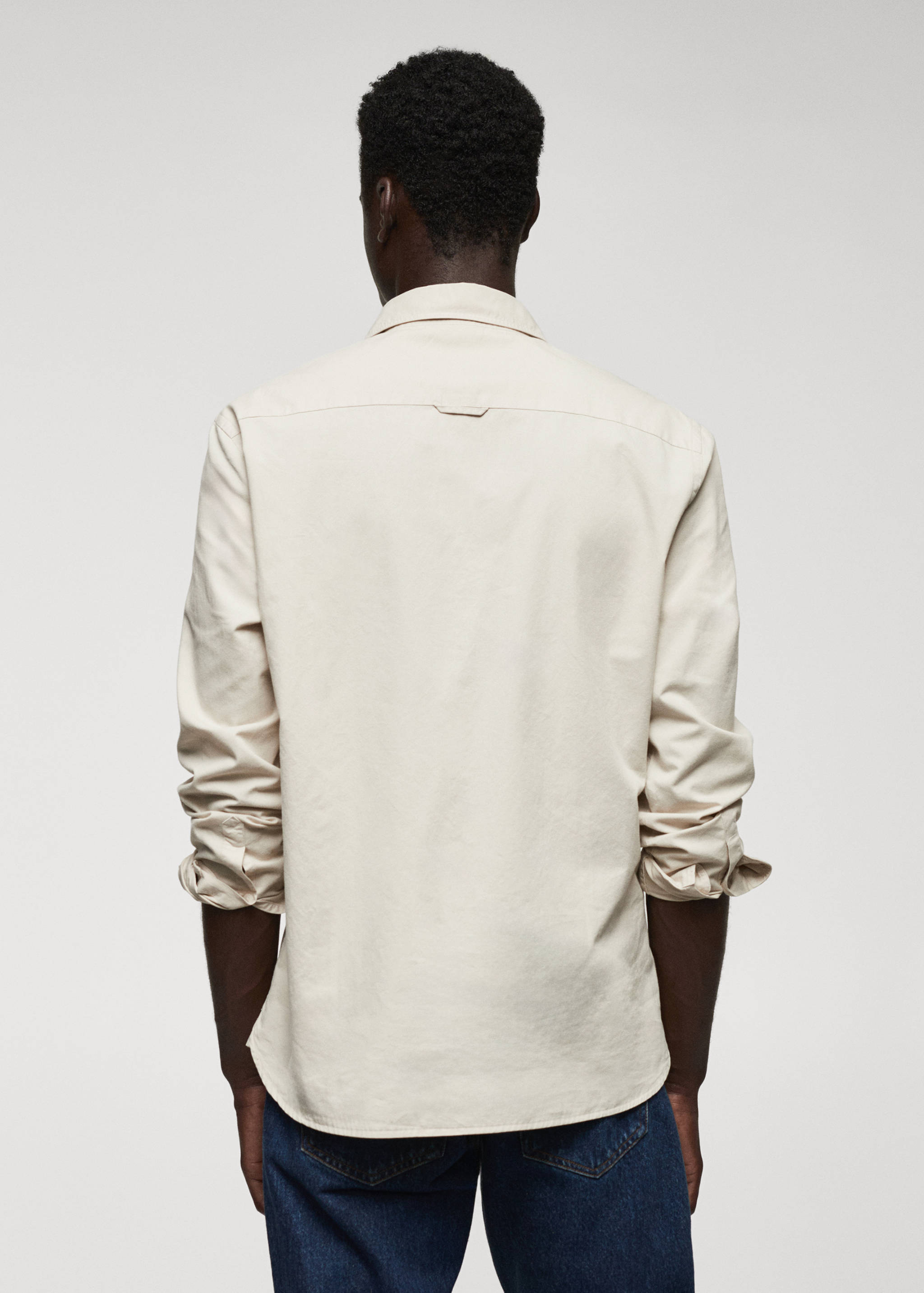 Slim Fit-Hemd aus 100 % Baumwolle - Rückseite des Artikels