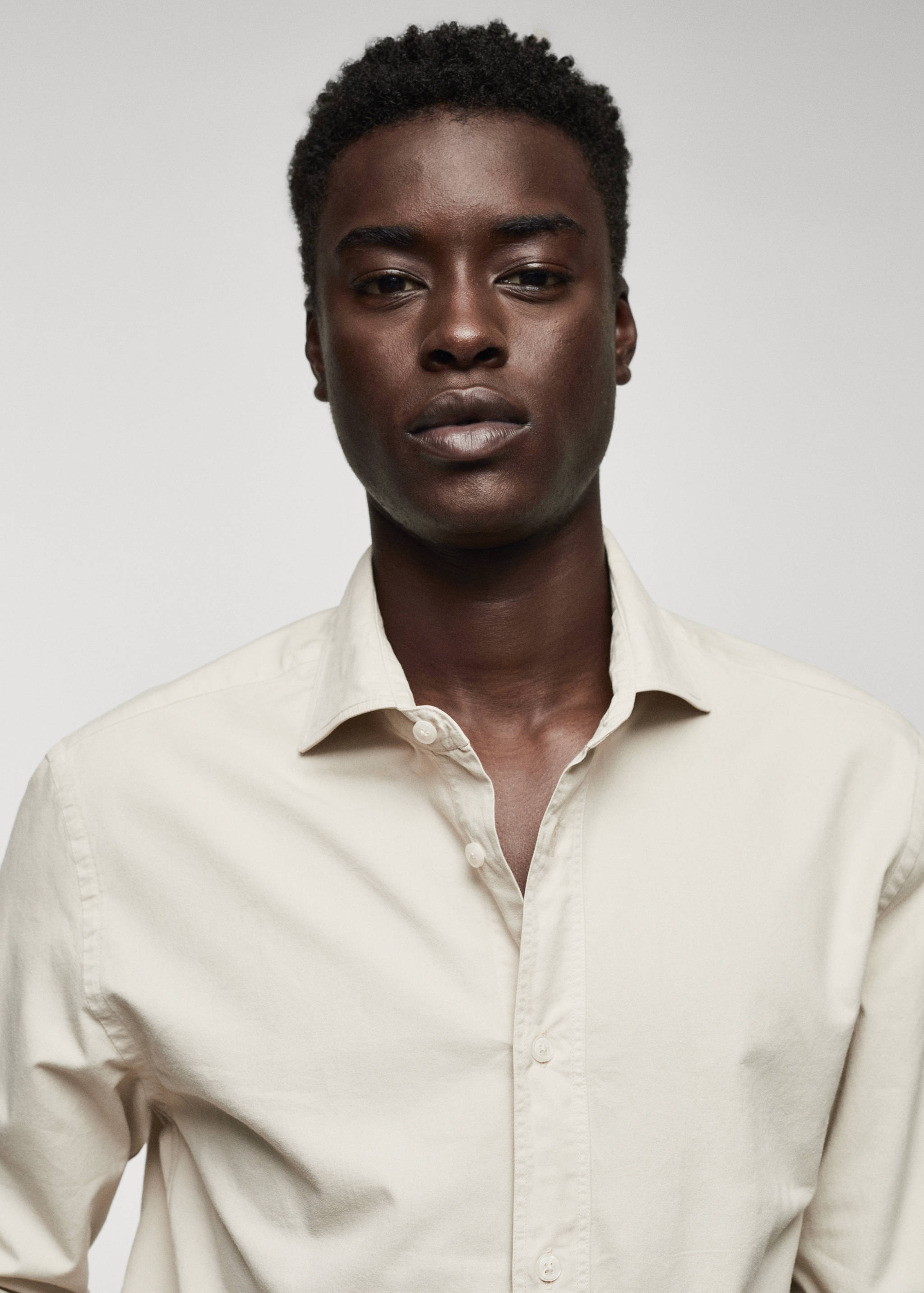 Slim Fit-Hemd aus 100 % Baumwolle - Detail des Artikels 1