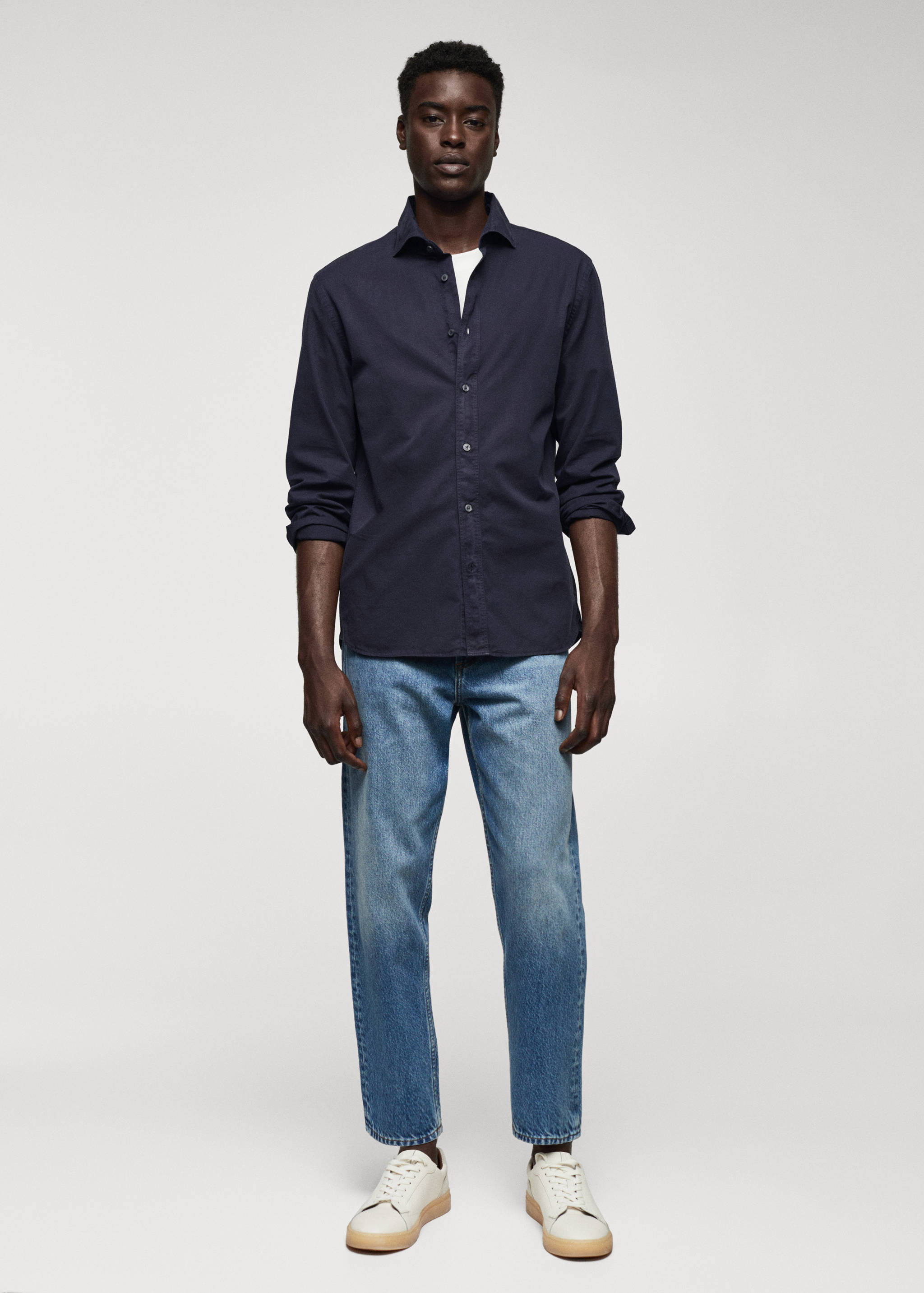 Slim Fit-Hemd aus 100 % Baumwolle - Allgemeine Ansicht