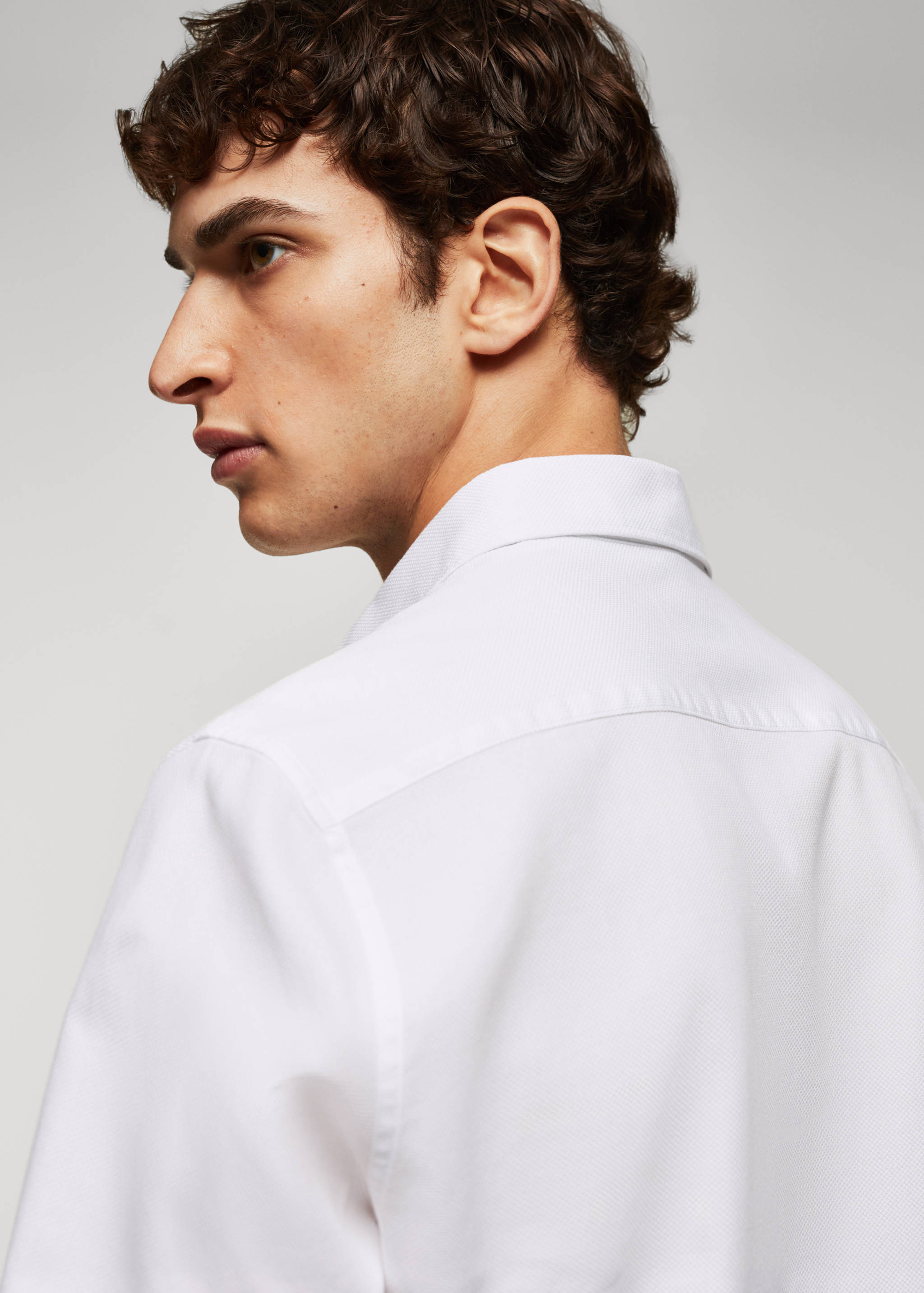 Slim-fit cotton structured shirt - Details of the article 4