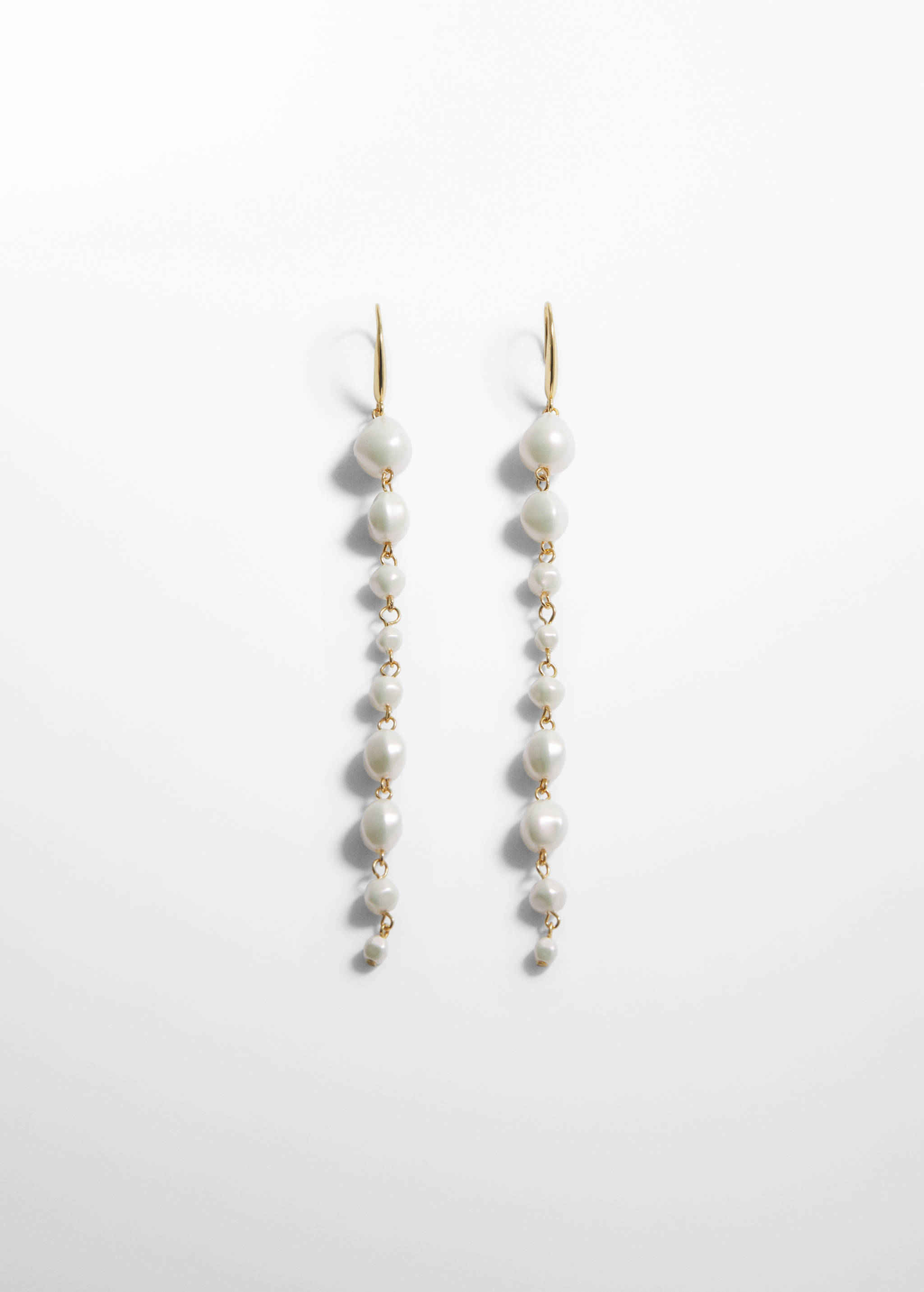 Pearl thread earrings - Article without model