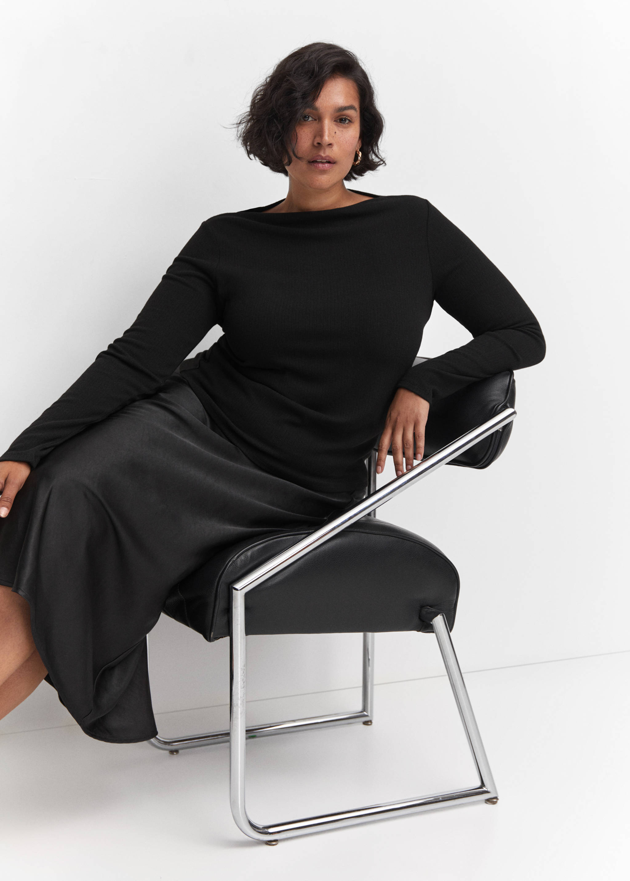 Boat neck t-shirt - Details of the article 4