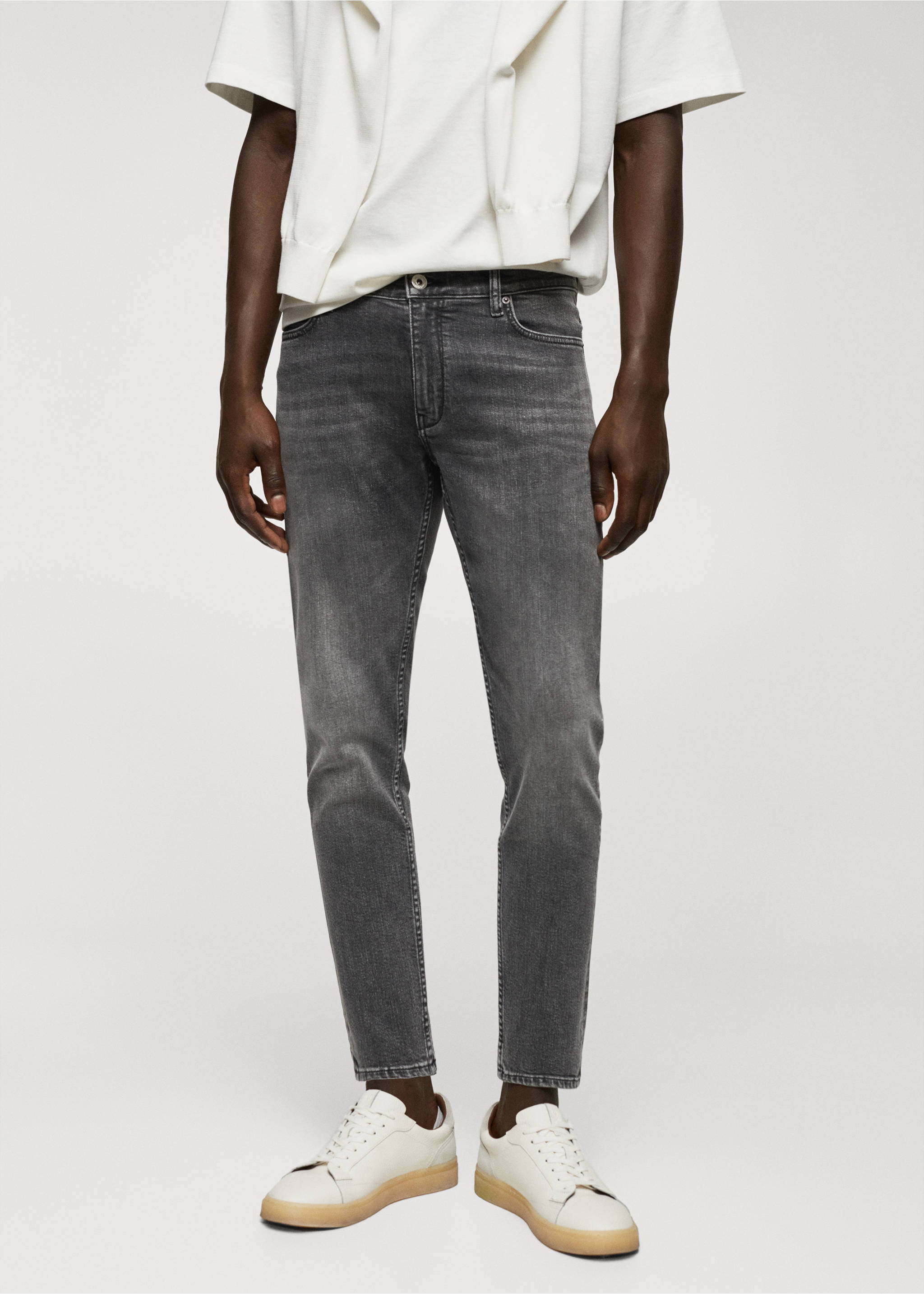 Tom tapered cropped jeans - Medium plane, Open Grey. Ref: 57004412-00.