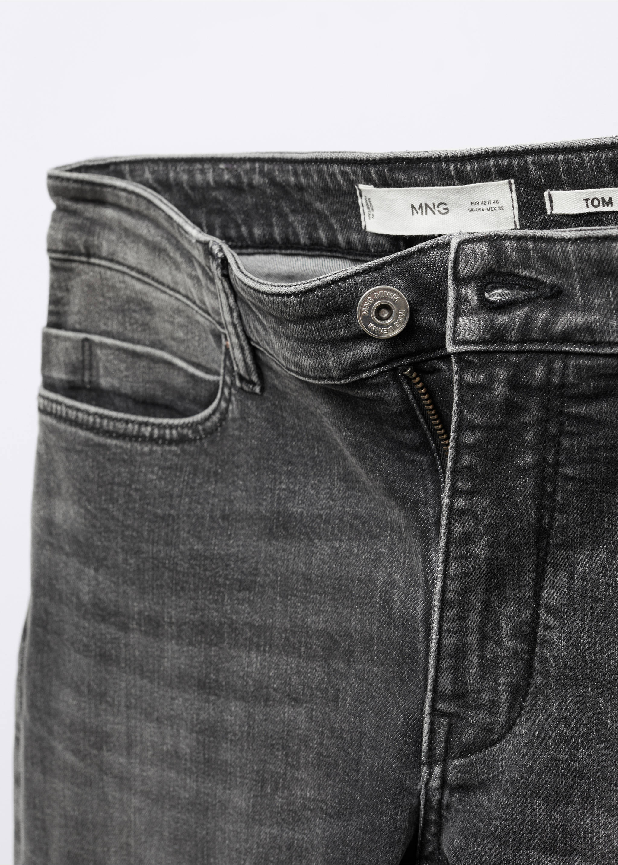 Tom tapered cropped jeans - Details of the article 8, Open Grey. Ref: 57004412-00.