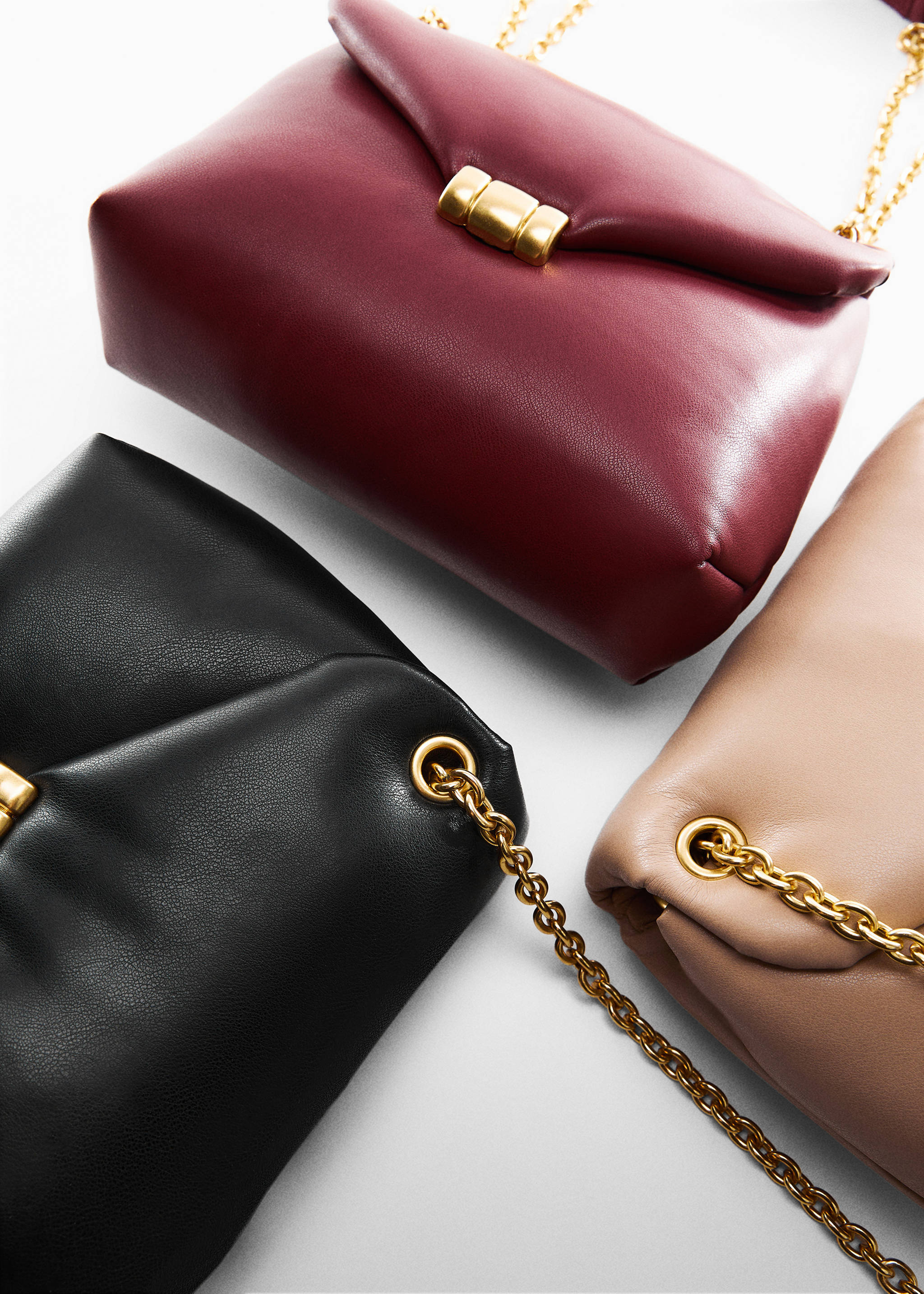 Quilted bag with flap - Details of the article 5