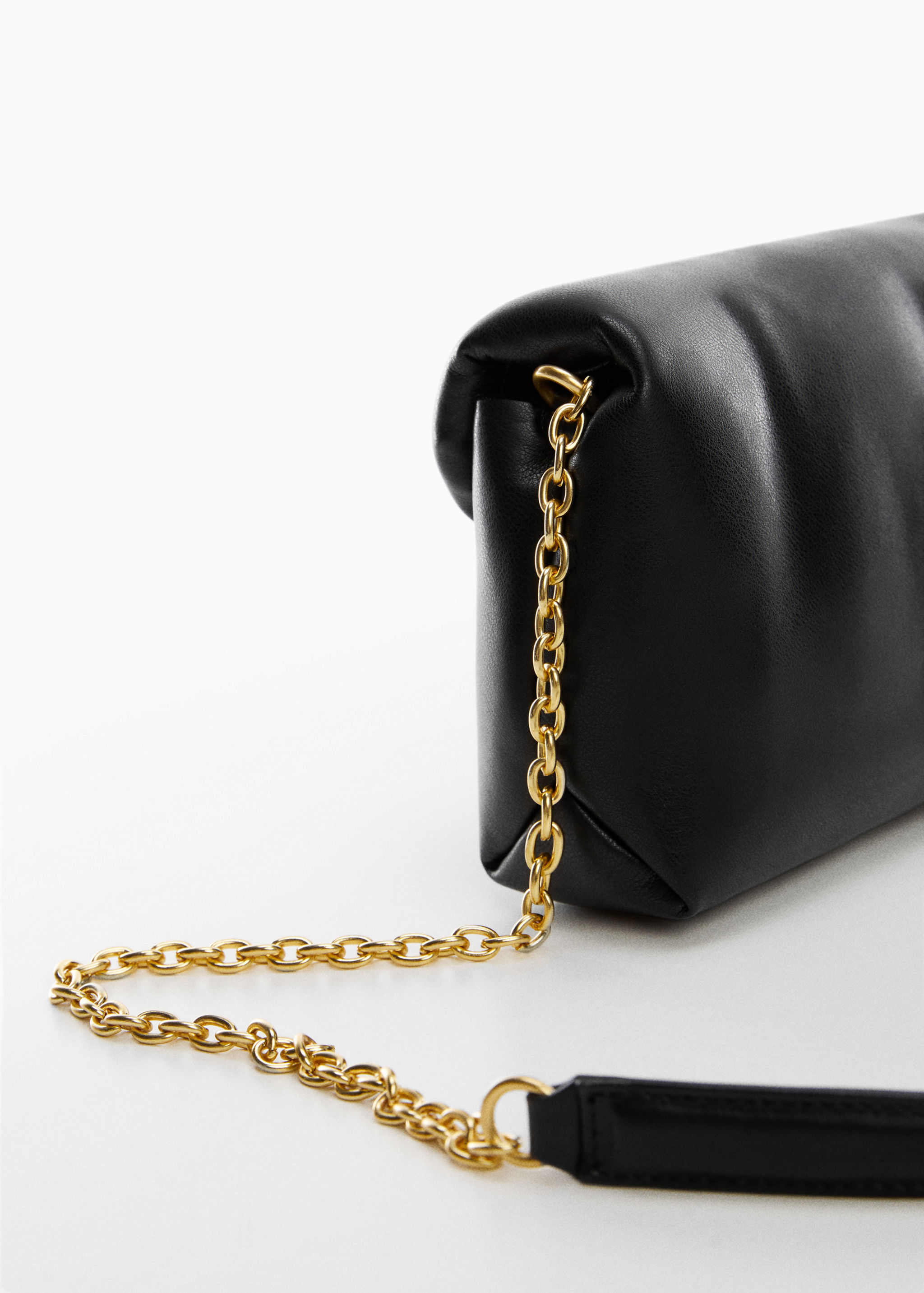 Quilted bag with chain handle - Women | MANGO OUTLET USA Quilted bag with chain handle - Women | MANGO OUTLET USA