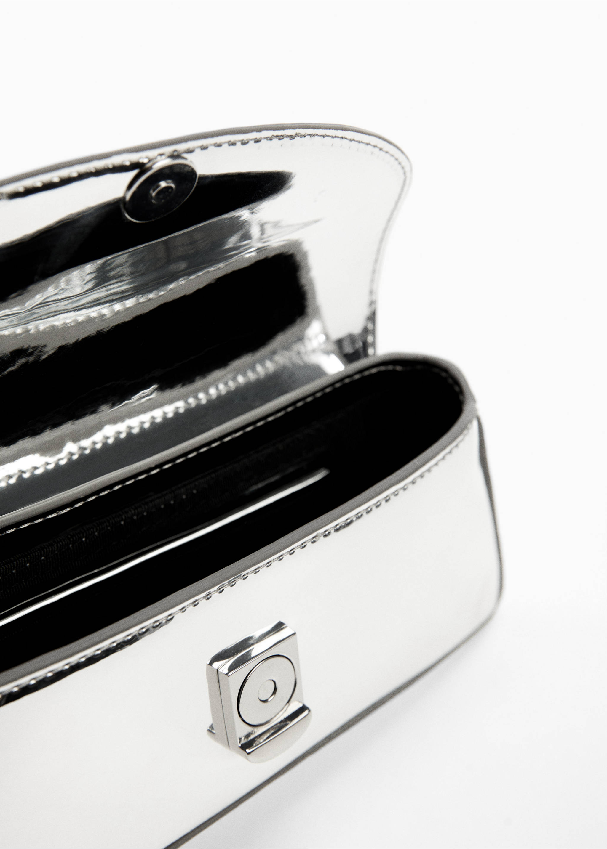Patent leather chain handbag - Details of the article 1, Silver. Ref: 57004780-00.