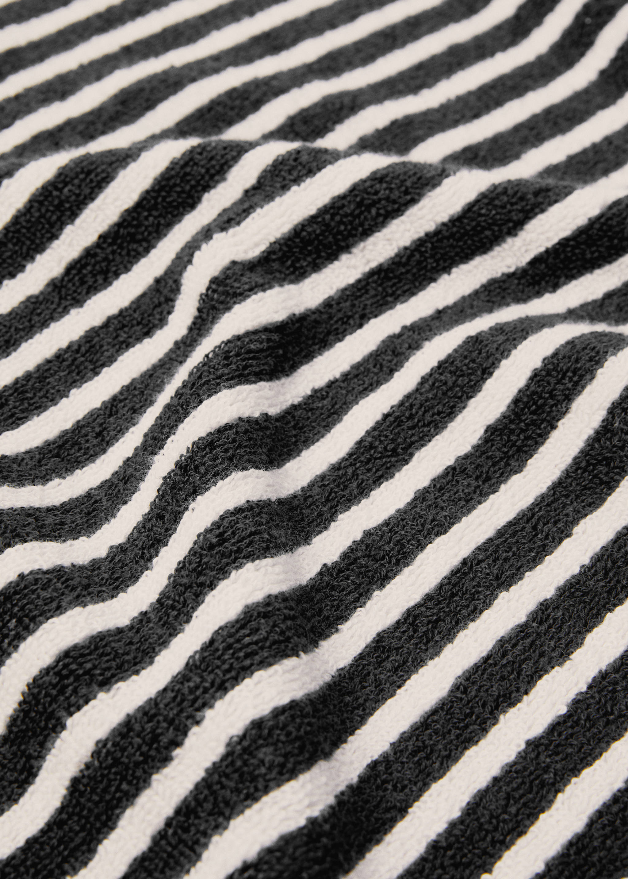 Striped hands towel 50x90cm - Details of the article 1