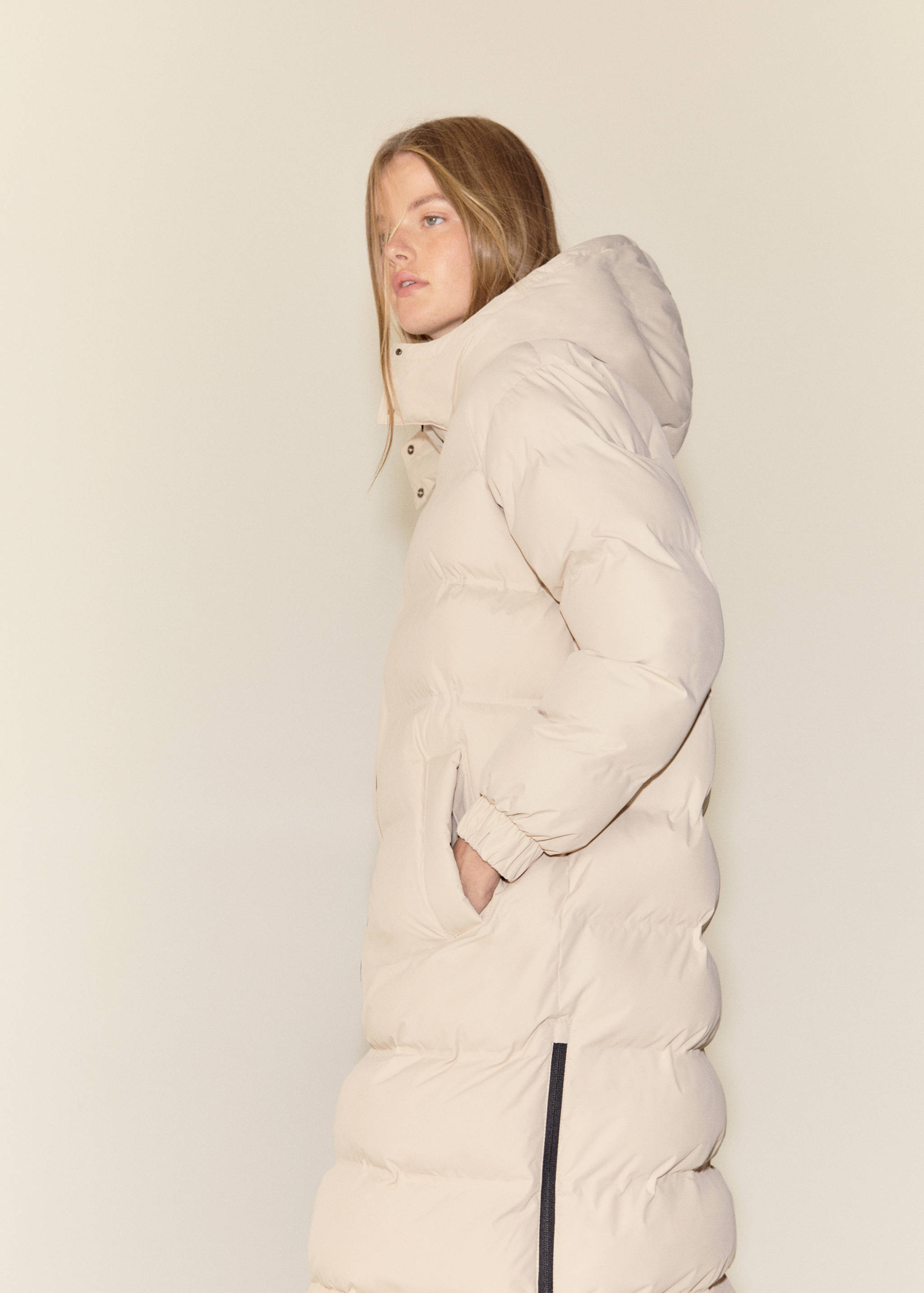 Quilted long coat - Details of the article 5