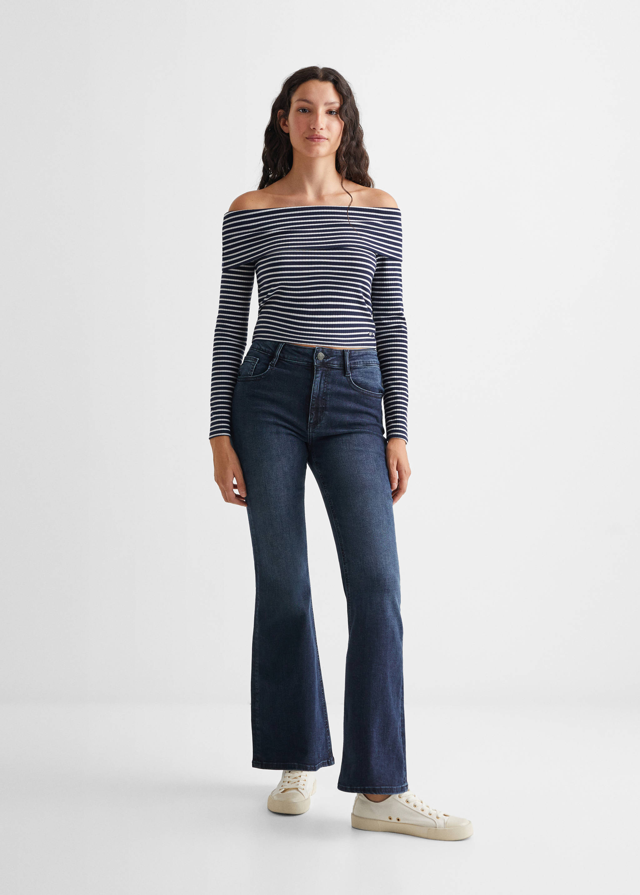 Utsvängda jeans - Allmän bild
