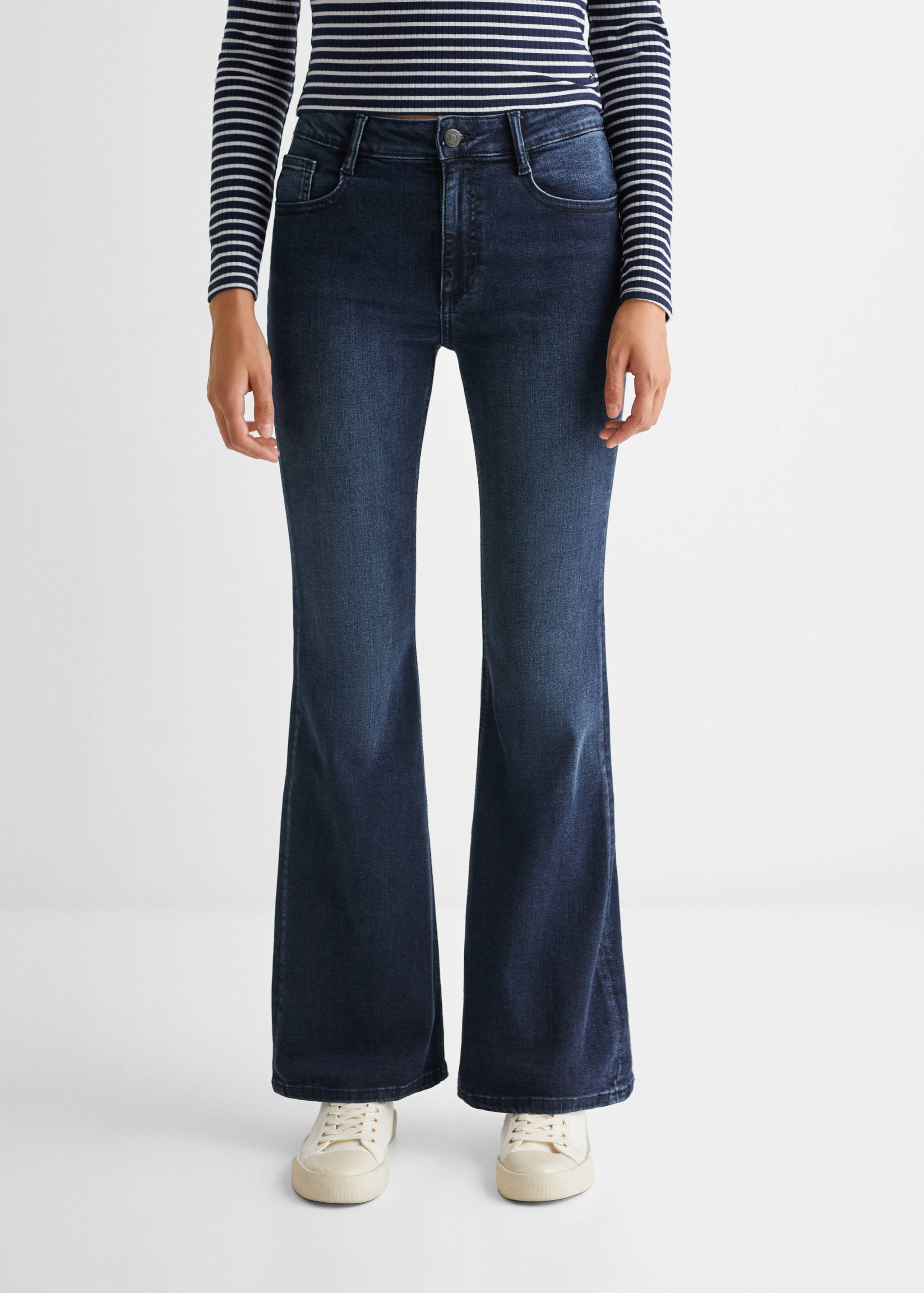 Utsvängda jeans - Detaljer om artikeln 3