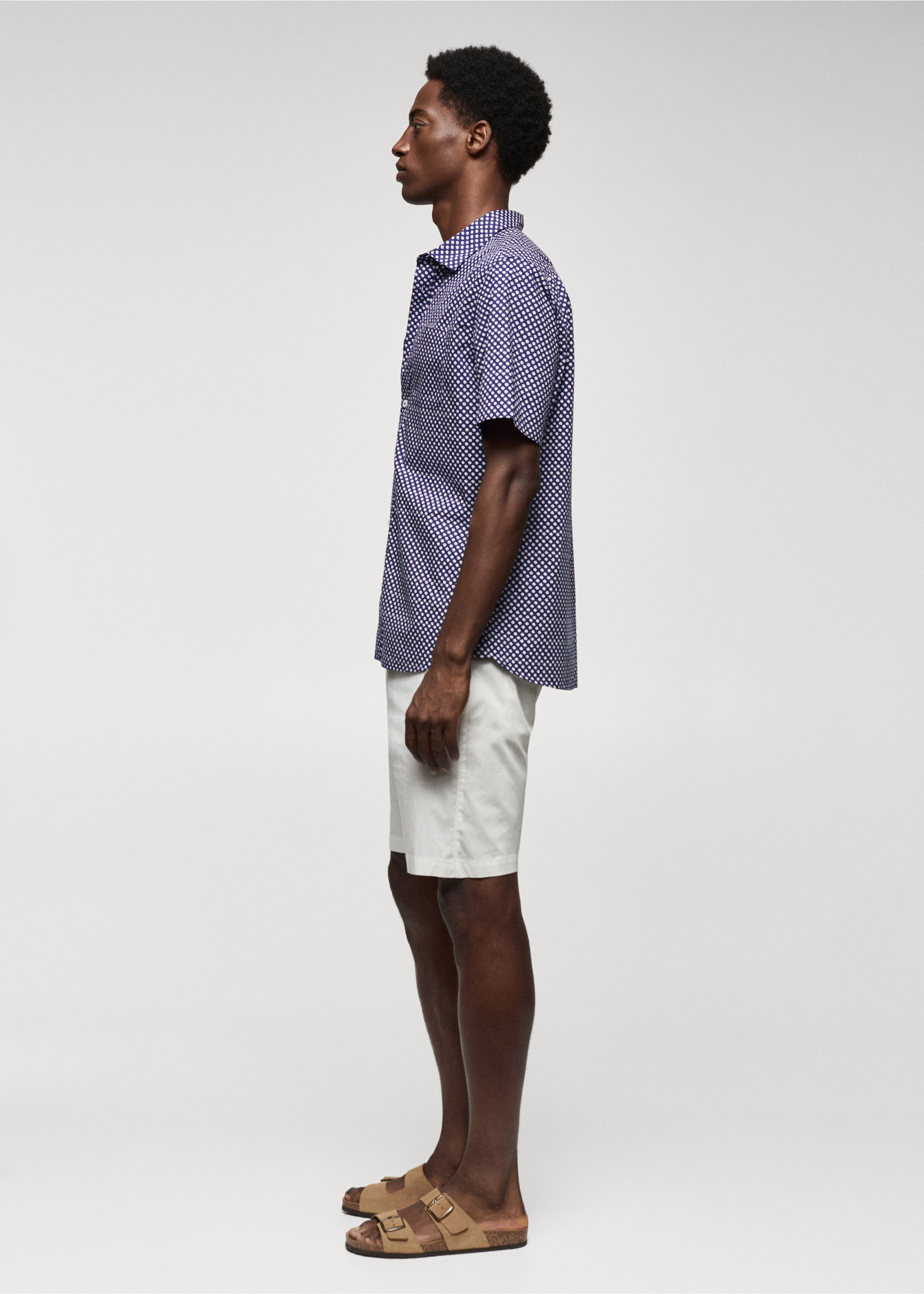 100% cotton short-sleeved mirco-patterned shirt - Details of the article 2