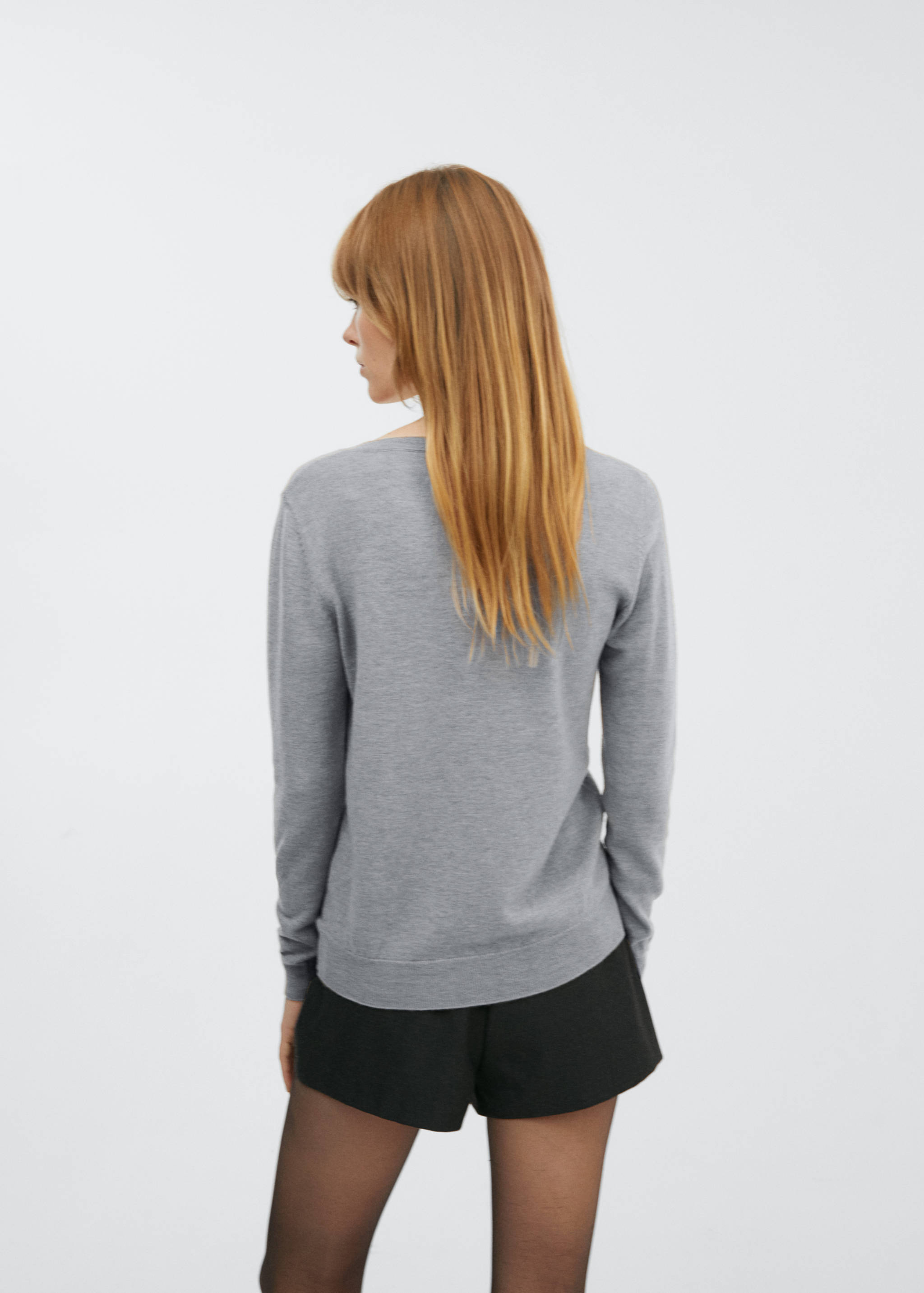 Pull-over laine col en V - Verso de l’article