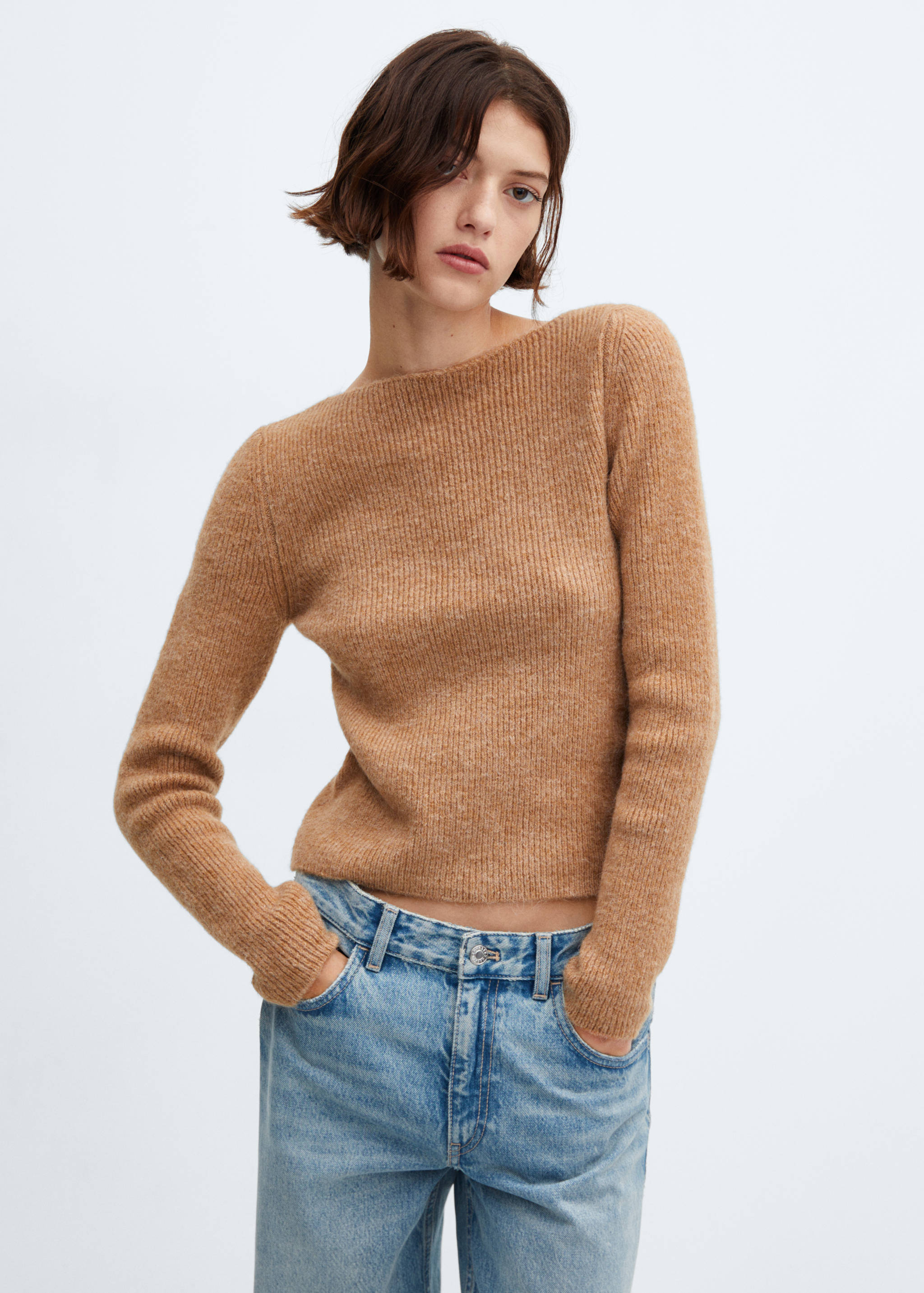 Boat-neck knitted sweater - Medium plane