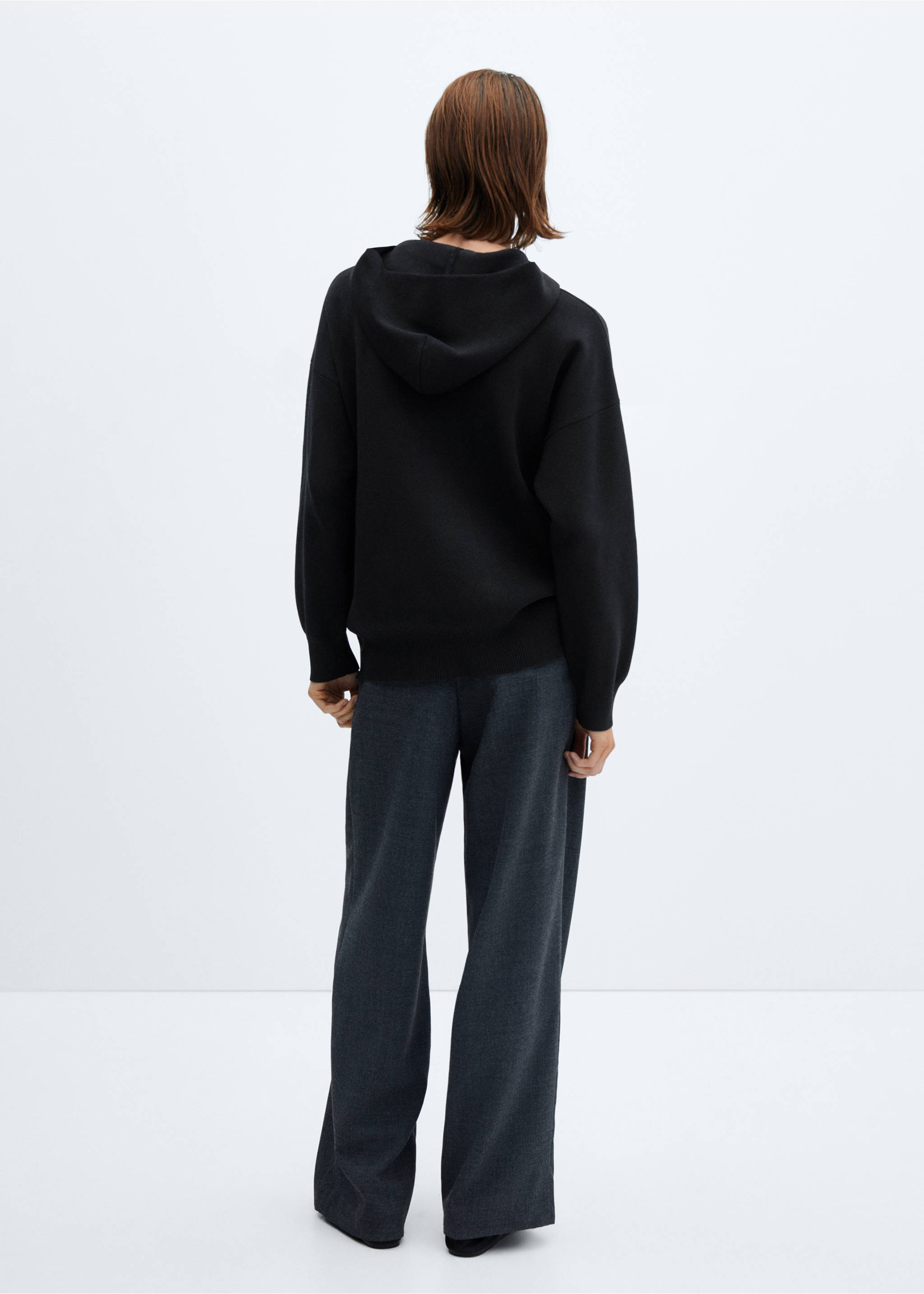 Hooded sweatshirt with front pocket - Reverse of the article, Black. Ref: 57005829-00.