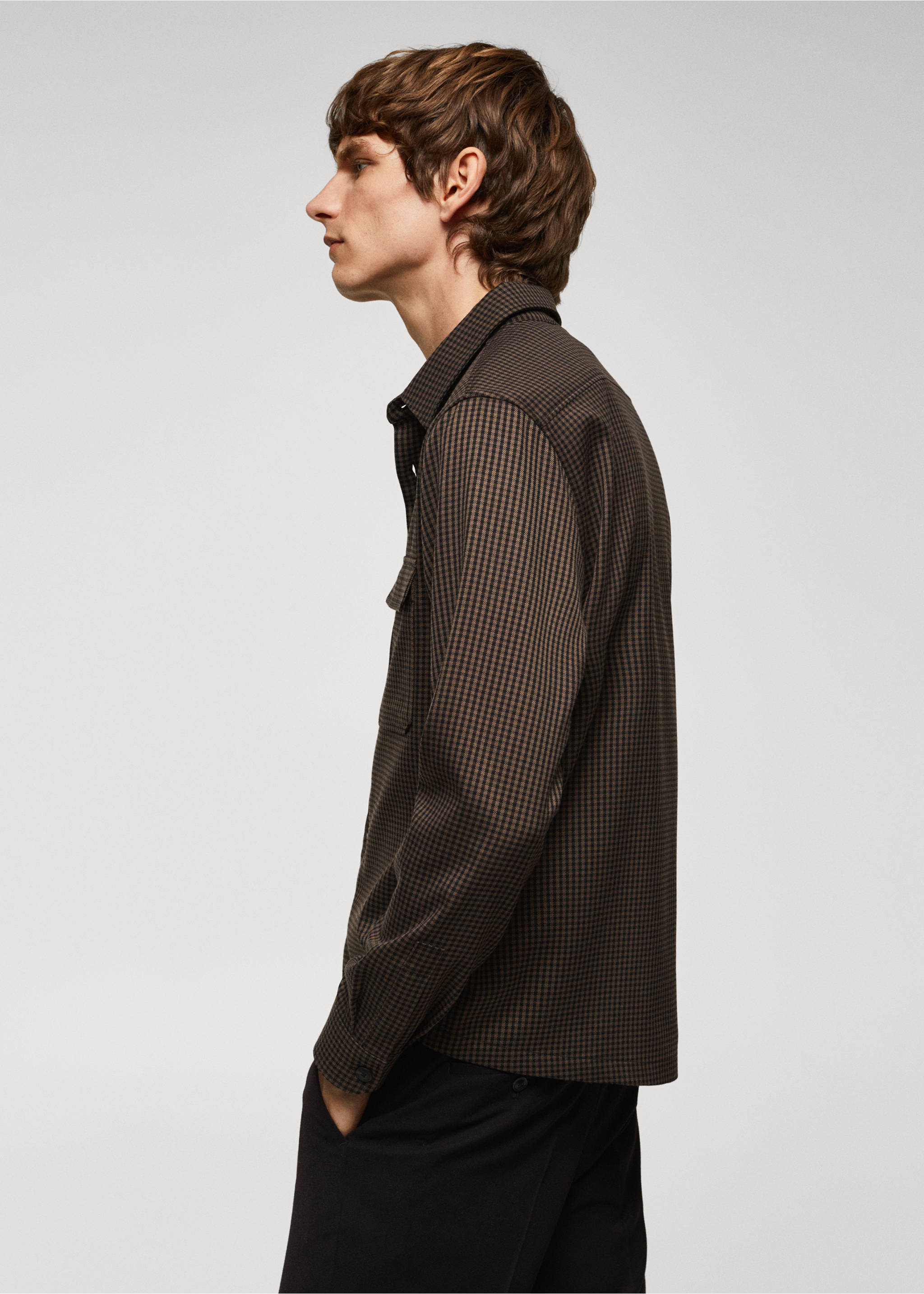 Regular Fit-Overshirt mit Taschen - Detail des Artikels 4, Braun. Ref: 57005959-00.