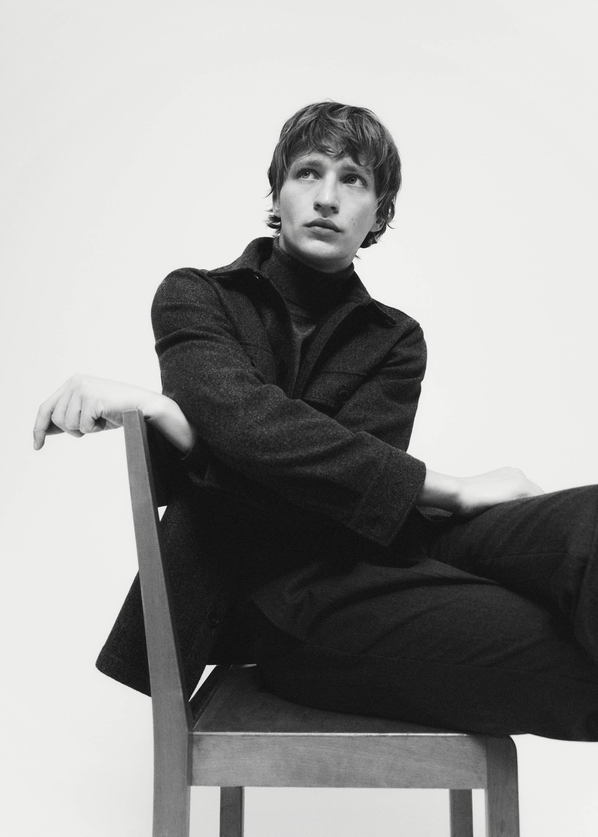 Turtleneck wool sweater - Details of the article 5