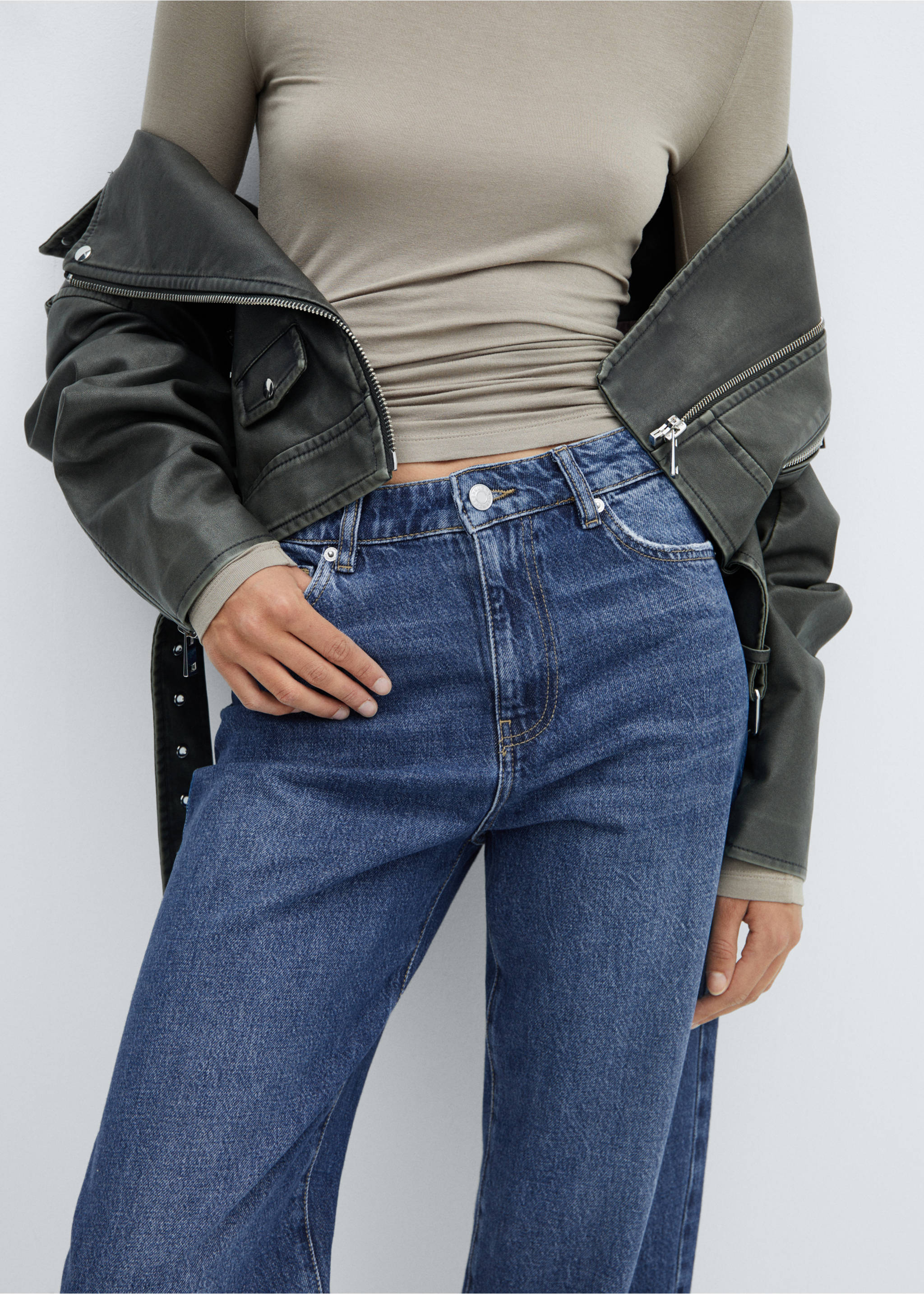 High-waist slouchy jeans - Details of the article 3, Dark Blue. Ref: 57005974-00.