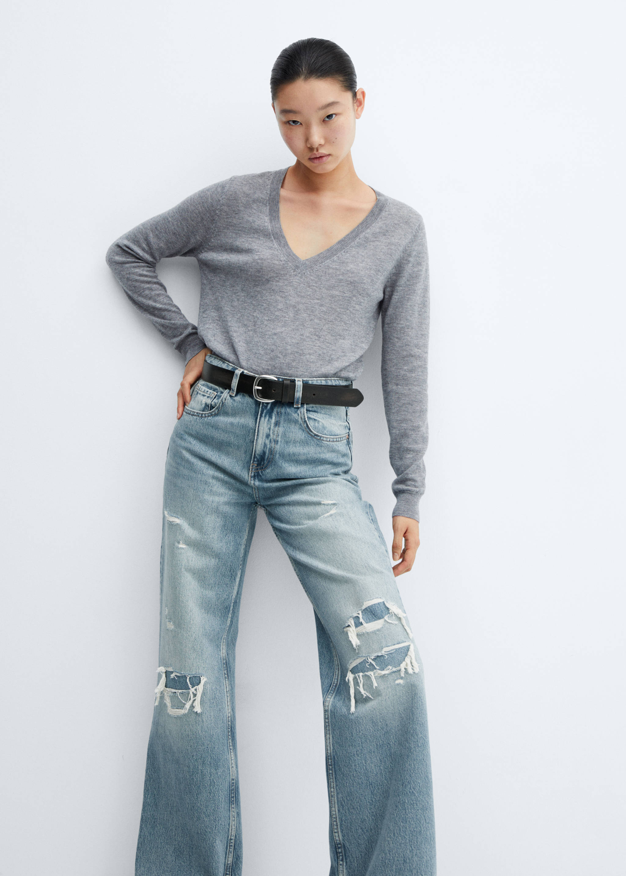 Decorative ripped wide leg jeans - Details of the article 1