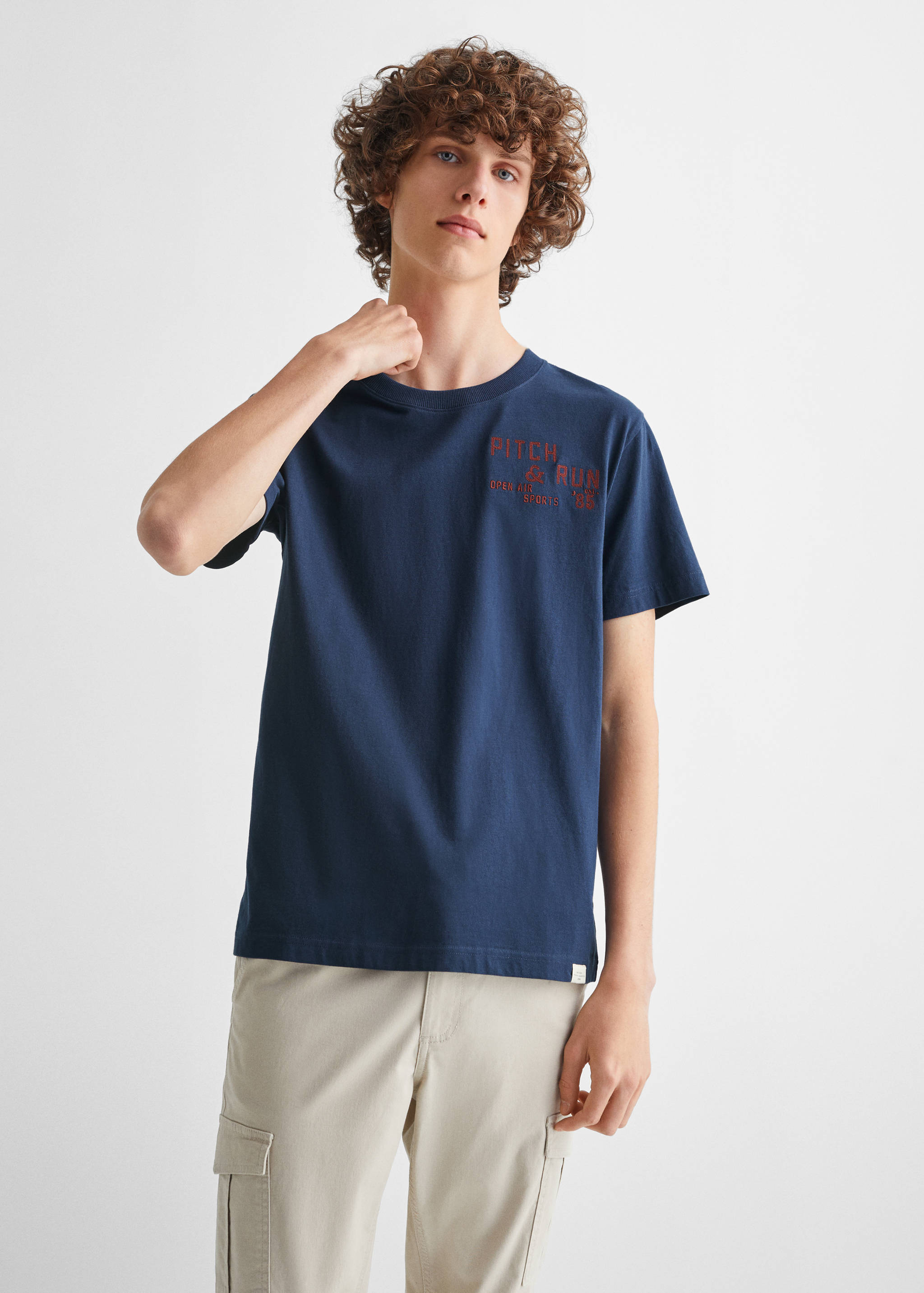 T-Shirt mit Schriftzug - Mittlere Ansicht