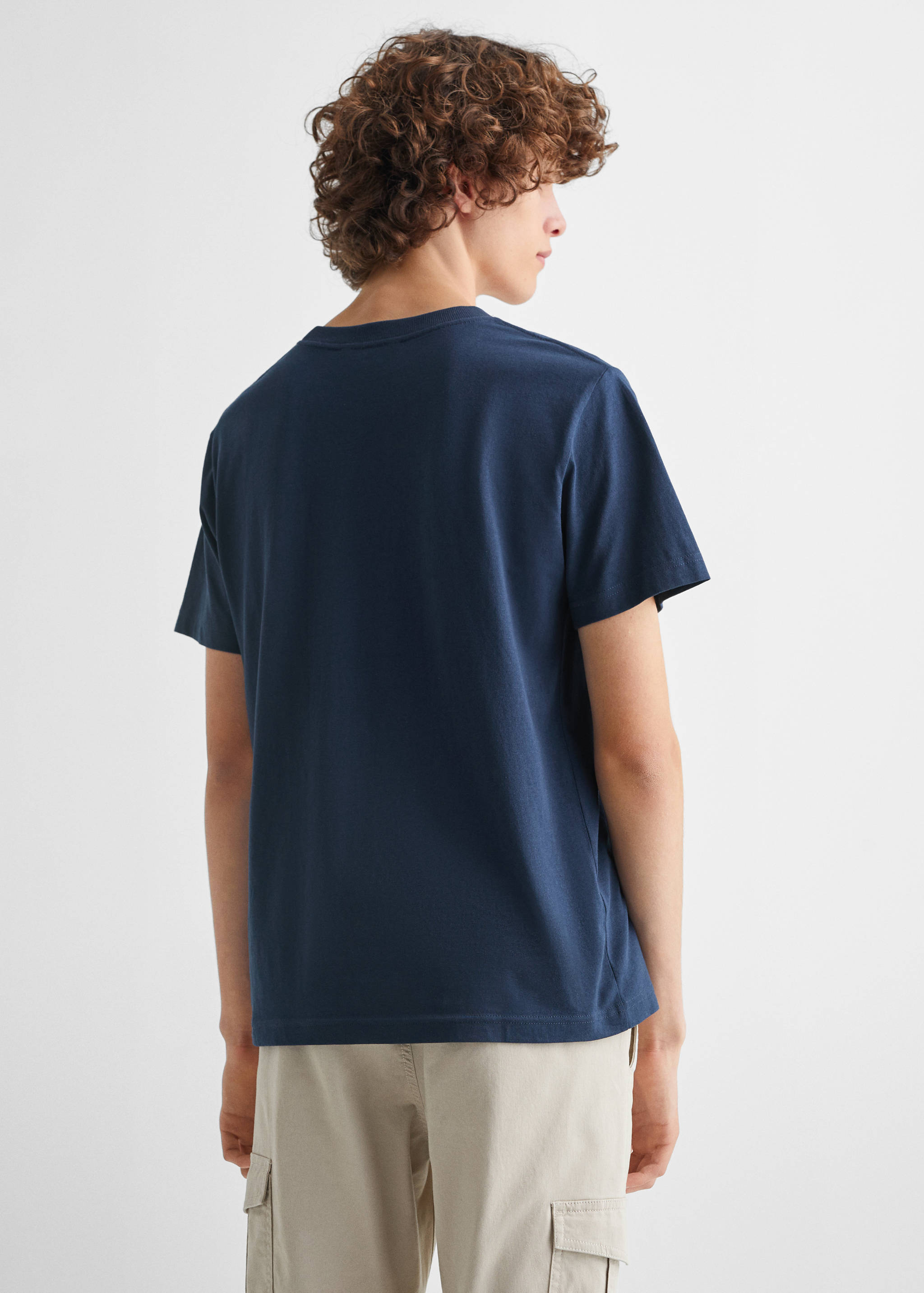 T-Shirt mit Schriftzug - Rückseite des Artikels
