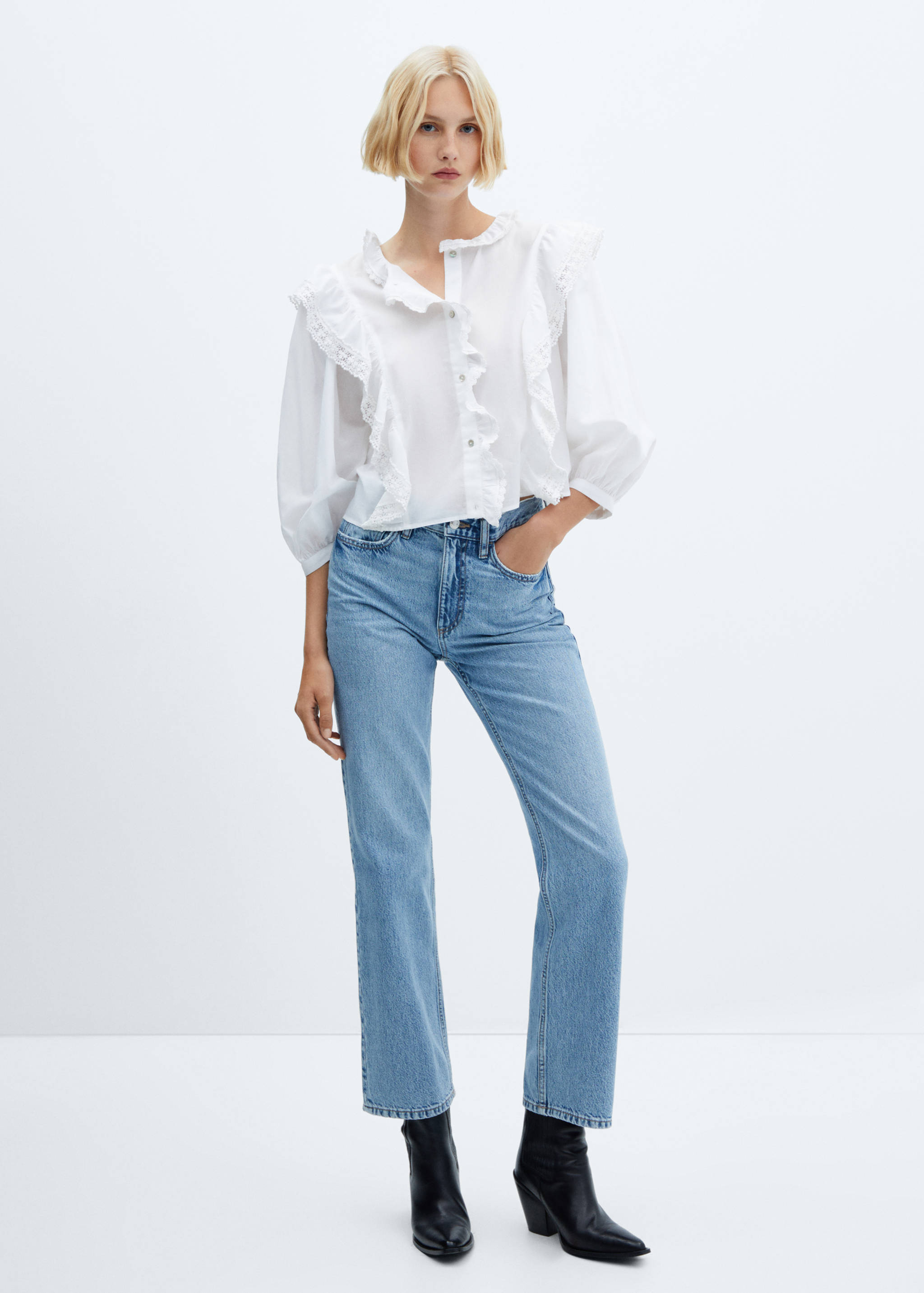 Blusa volantes encaje - Plano general