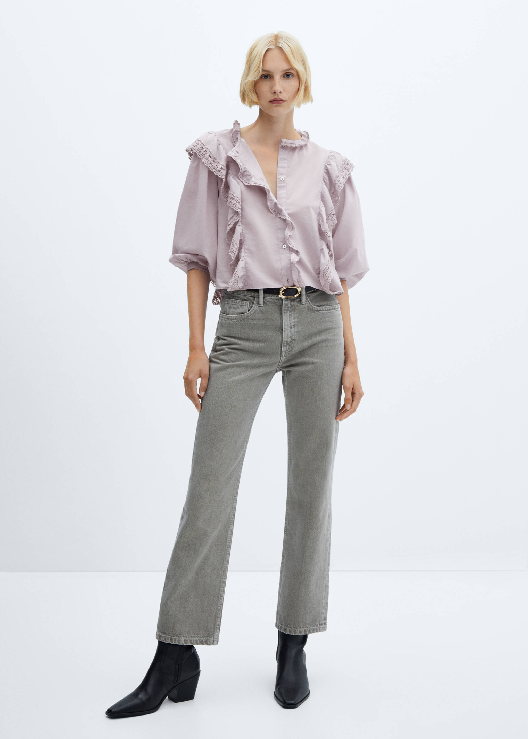 Lace blouse with ruffles - General plane