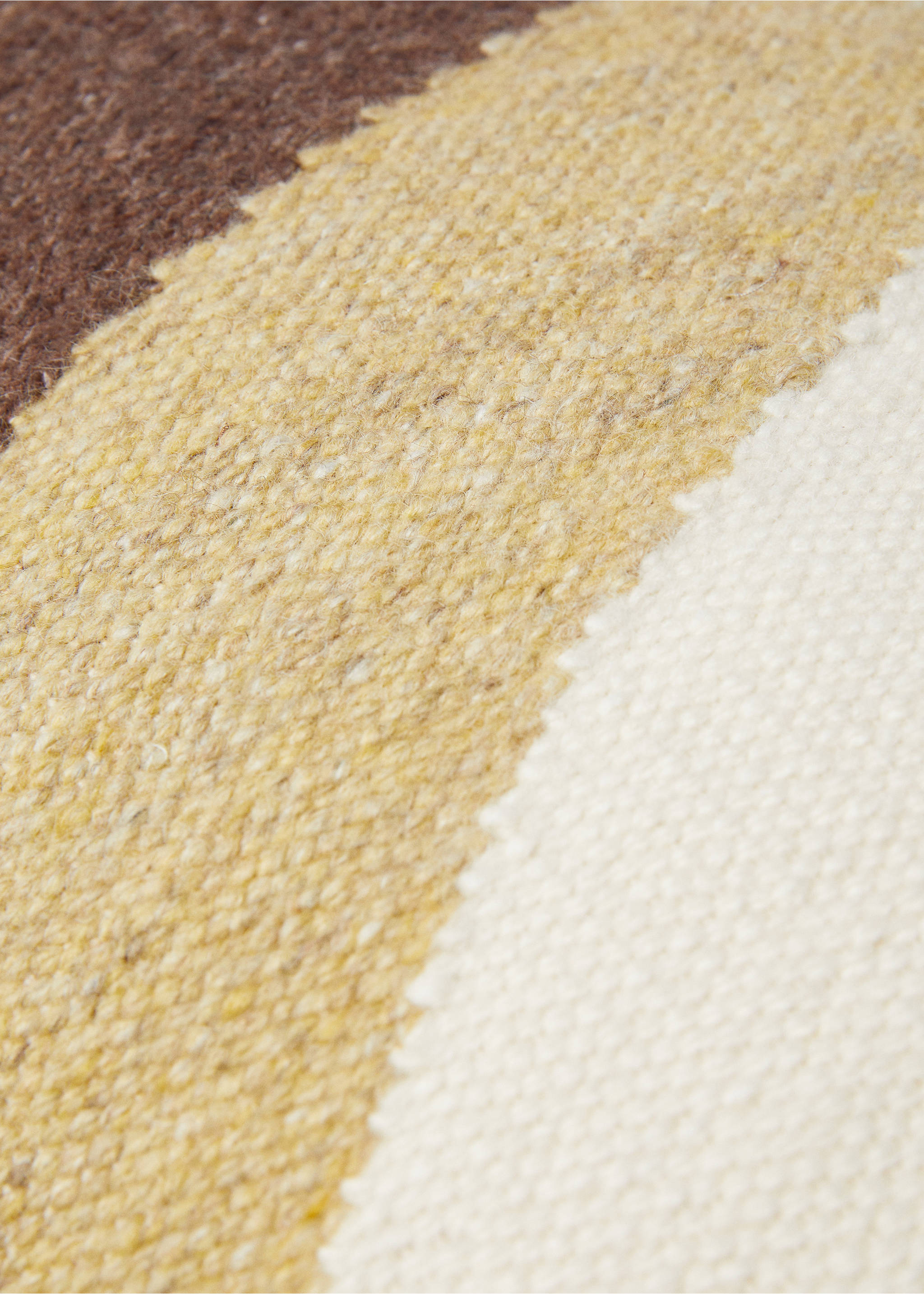 Housse de coussin 100 % coton ondes 40x60 cm - Détail de l'article 2, Beige. Ref: 57006025-00.