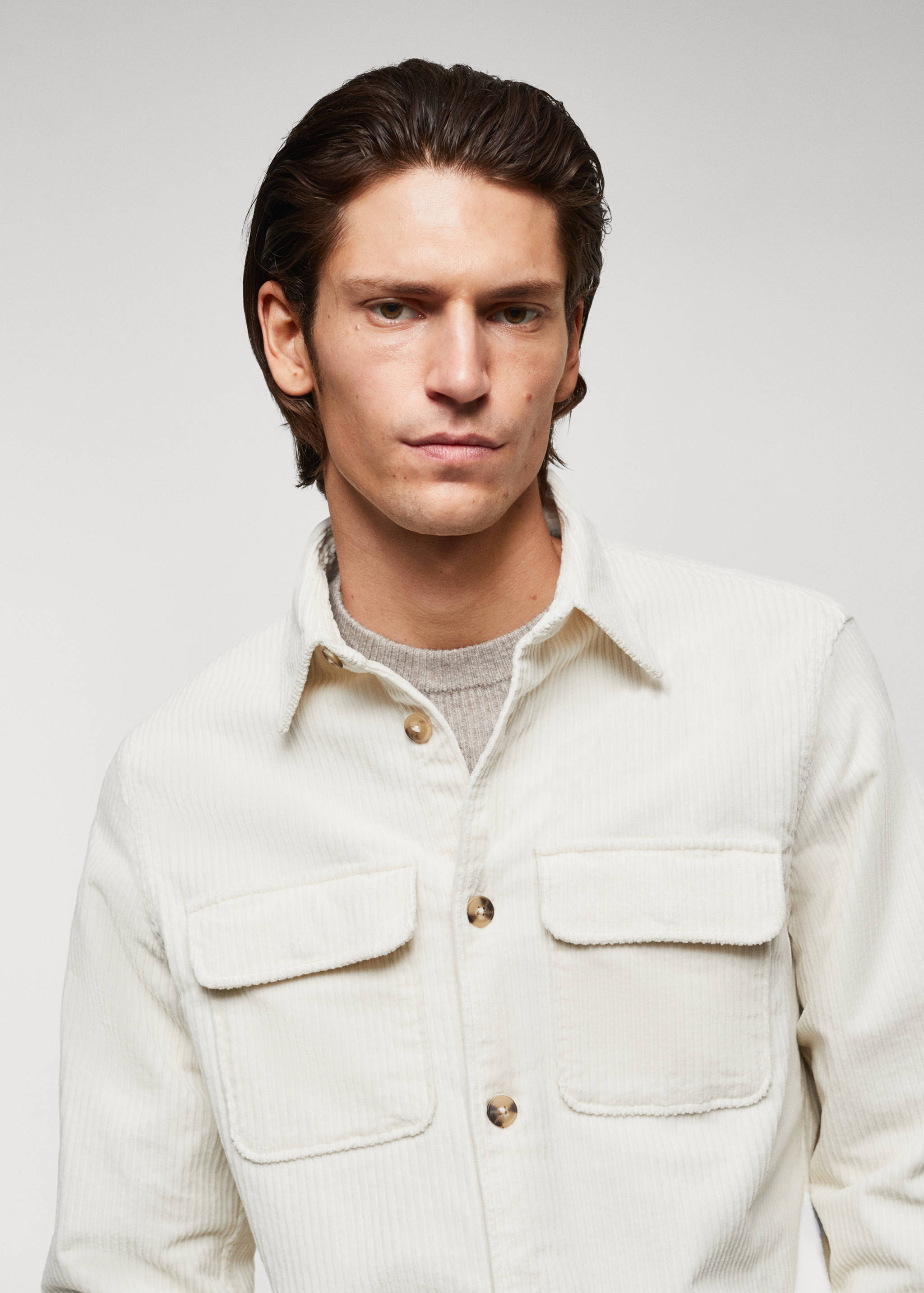 Corduroy pockets overshirt - Details of the article 1