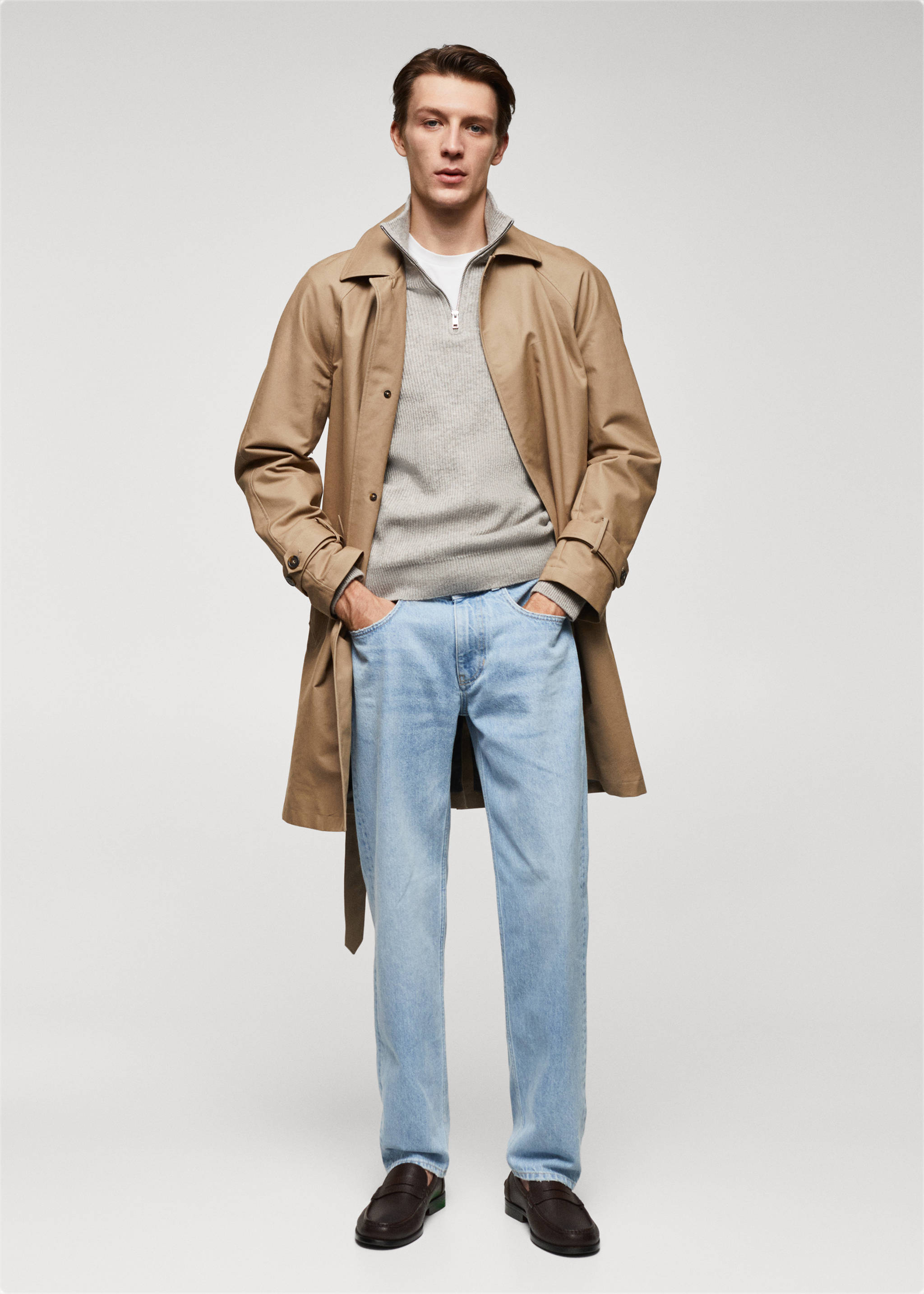 Ribbed sweater with zip - General plane