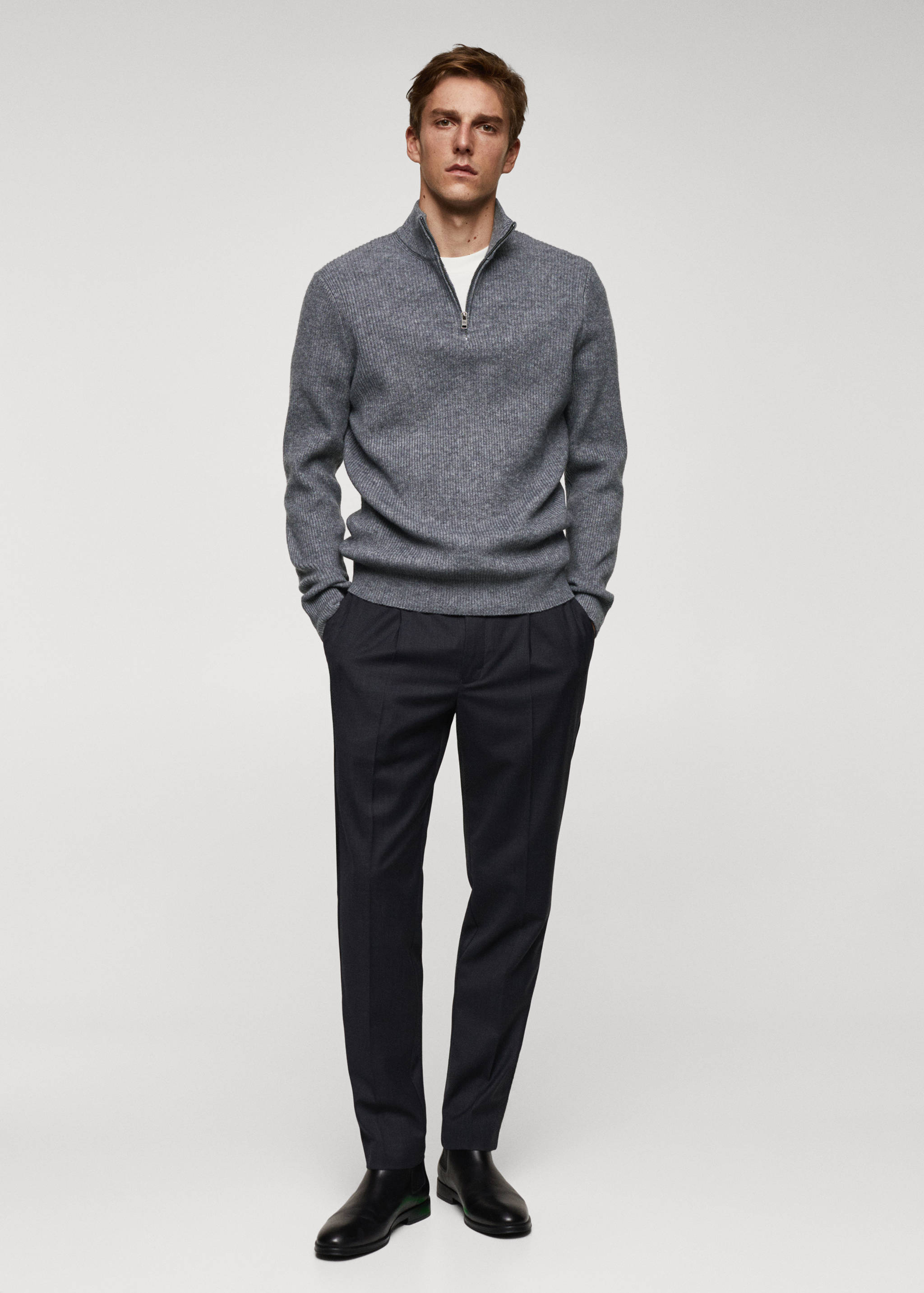 Ribbed sweater with zip - General plane