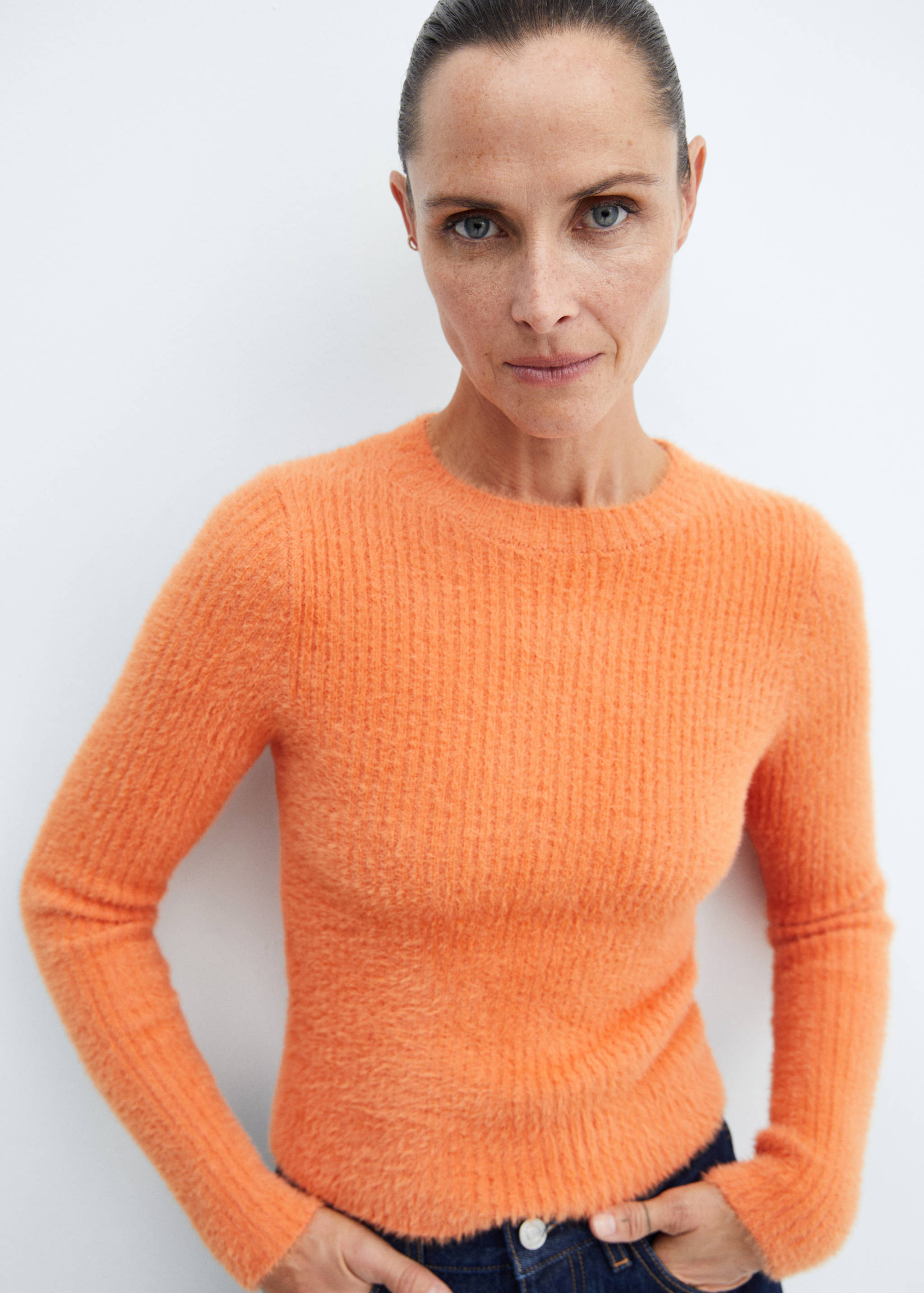 Ribbed soft sweater - Medium plane