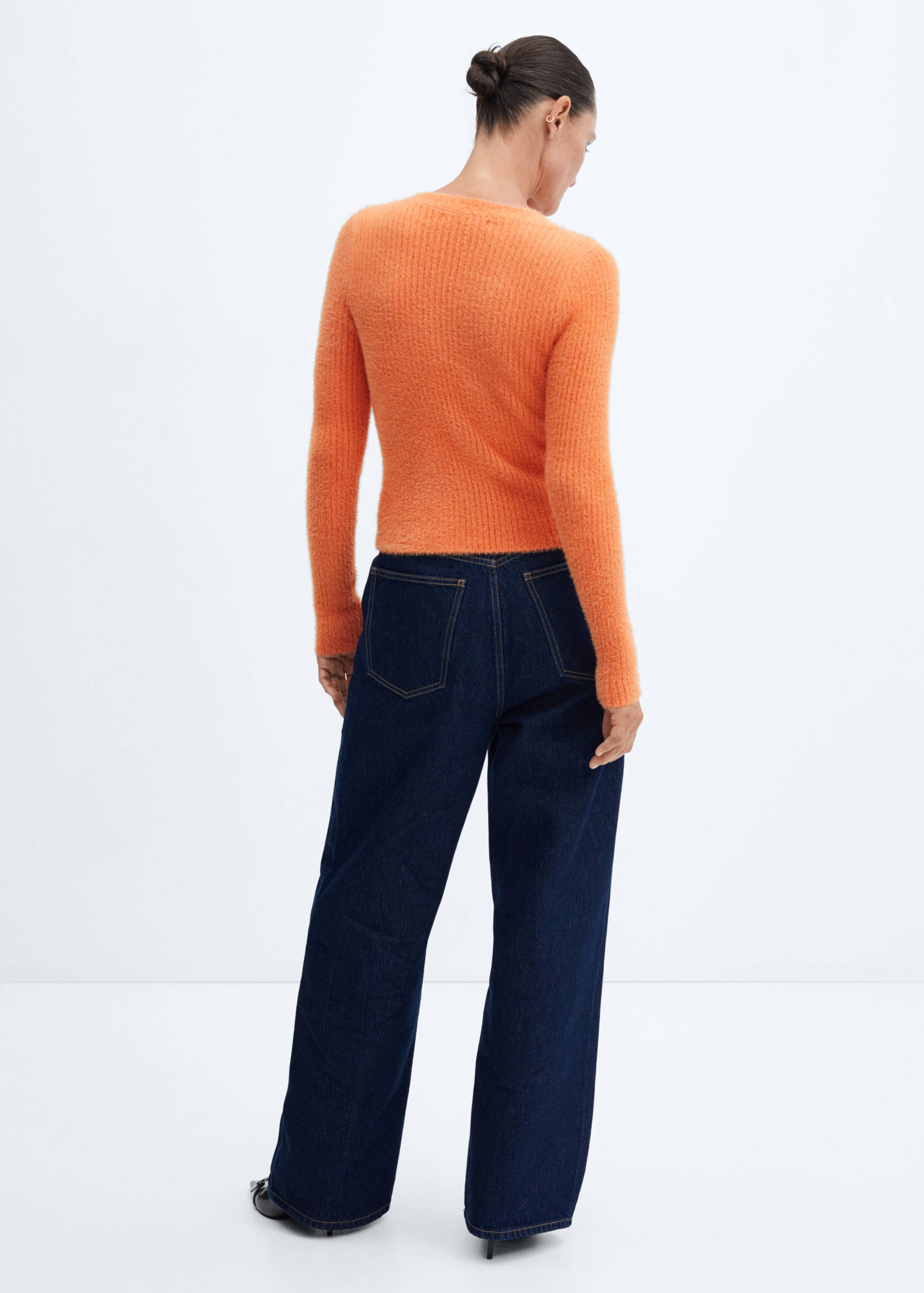 Ribbed soft sweater - Reverse of the article