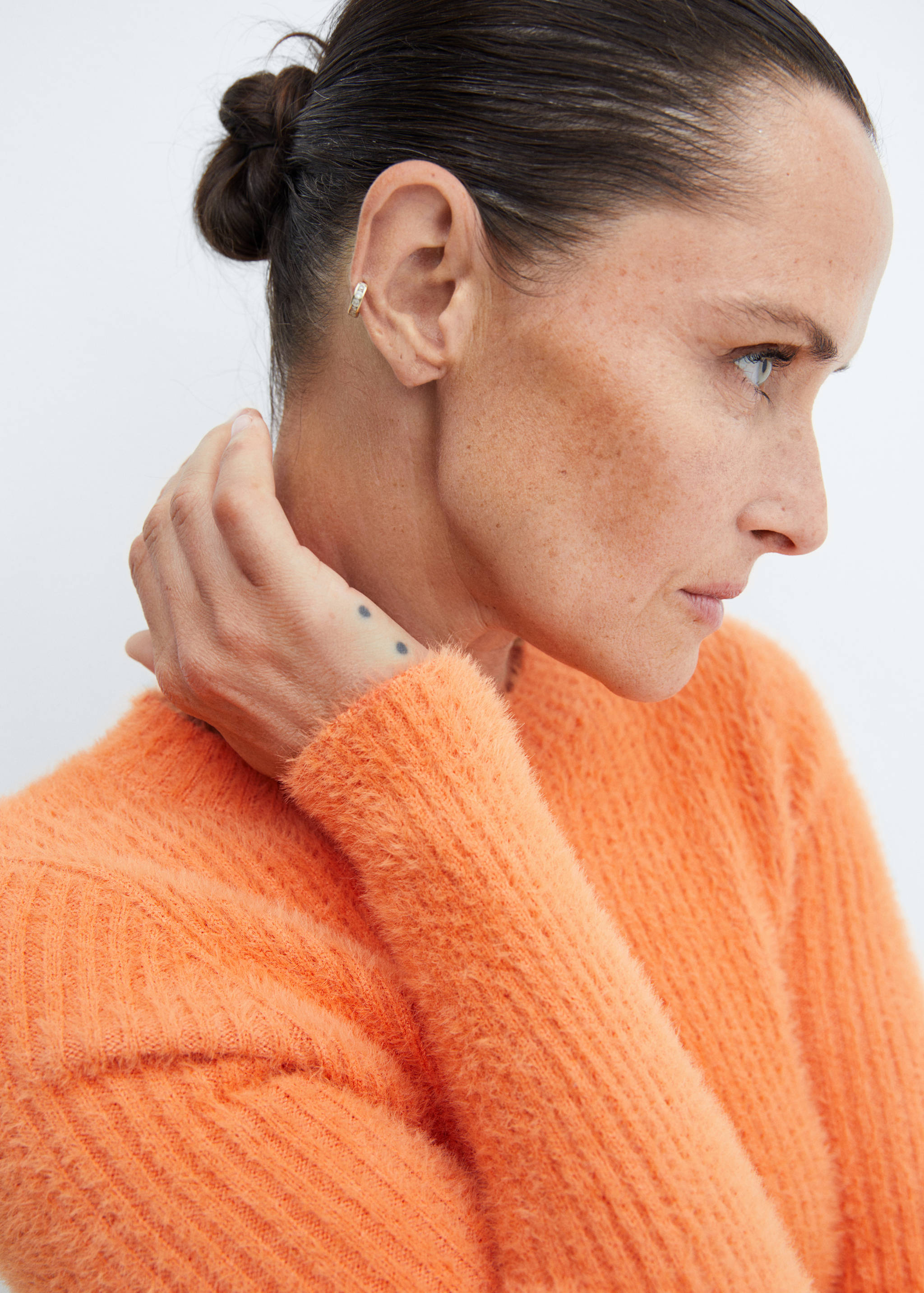 Ribbed soft sweater - Details of the article 1