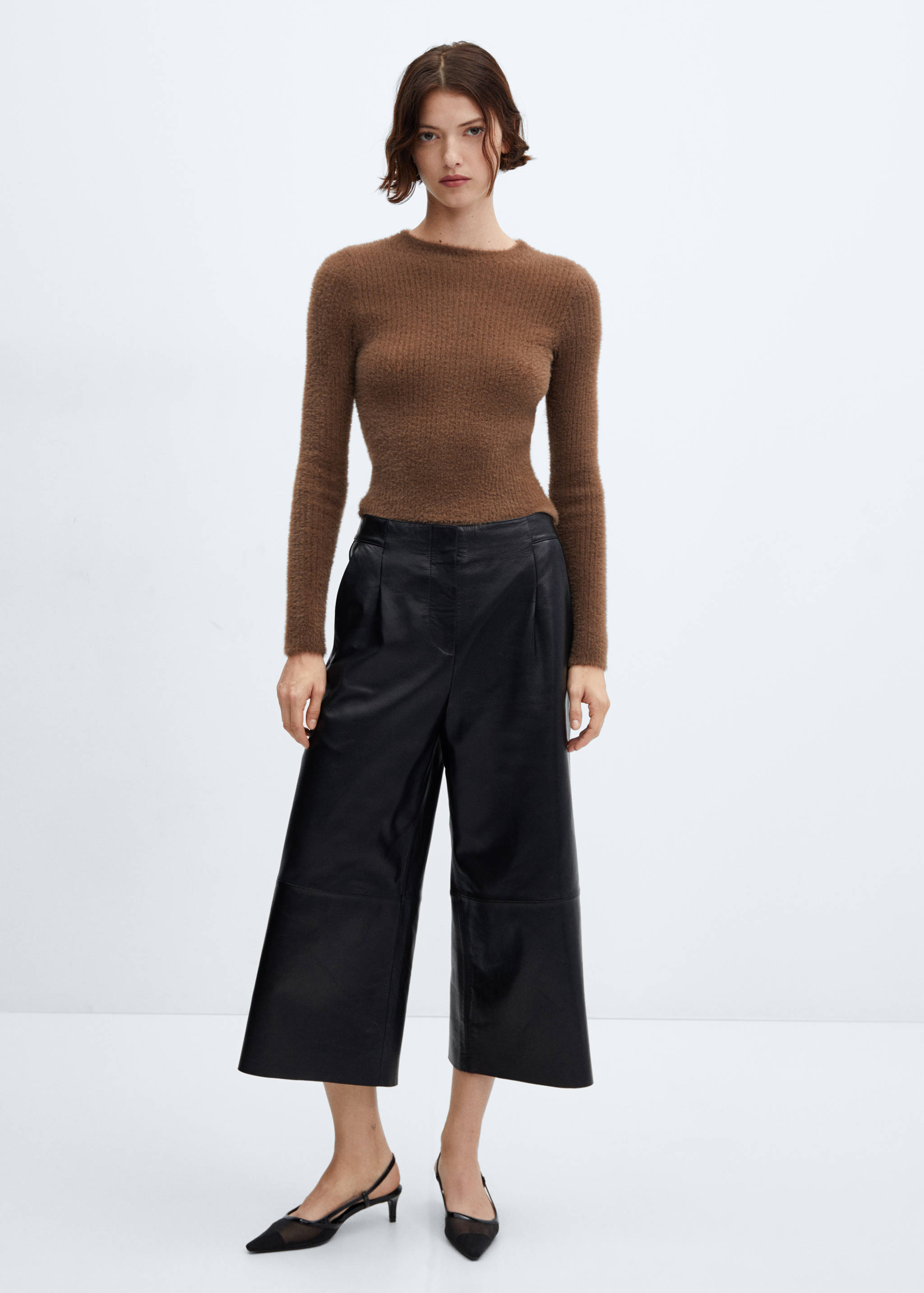 Ribbed soft sweater - General plane