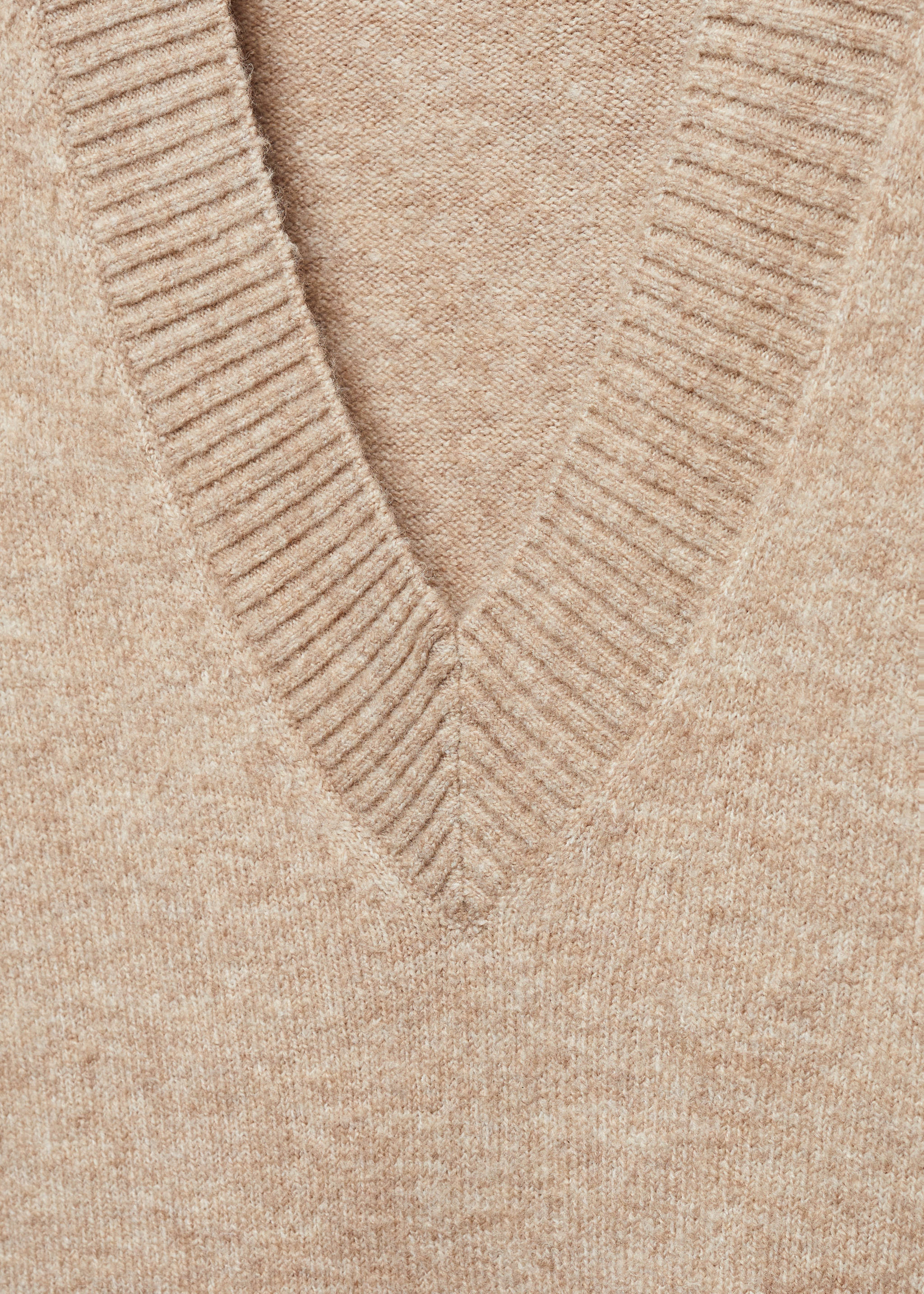Oversized V-neck sweater - Details of the article 8
