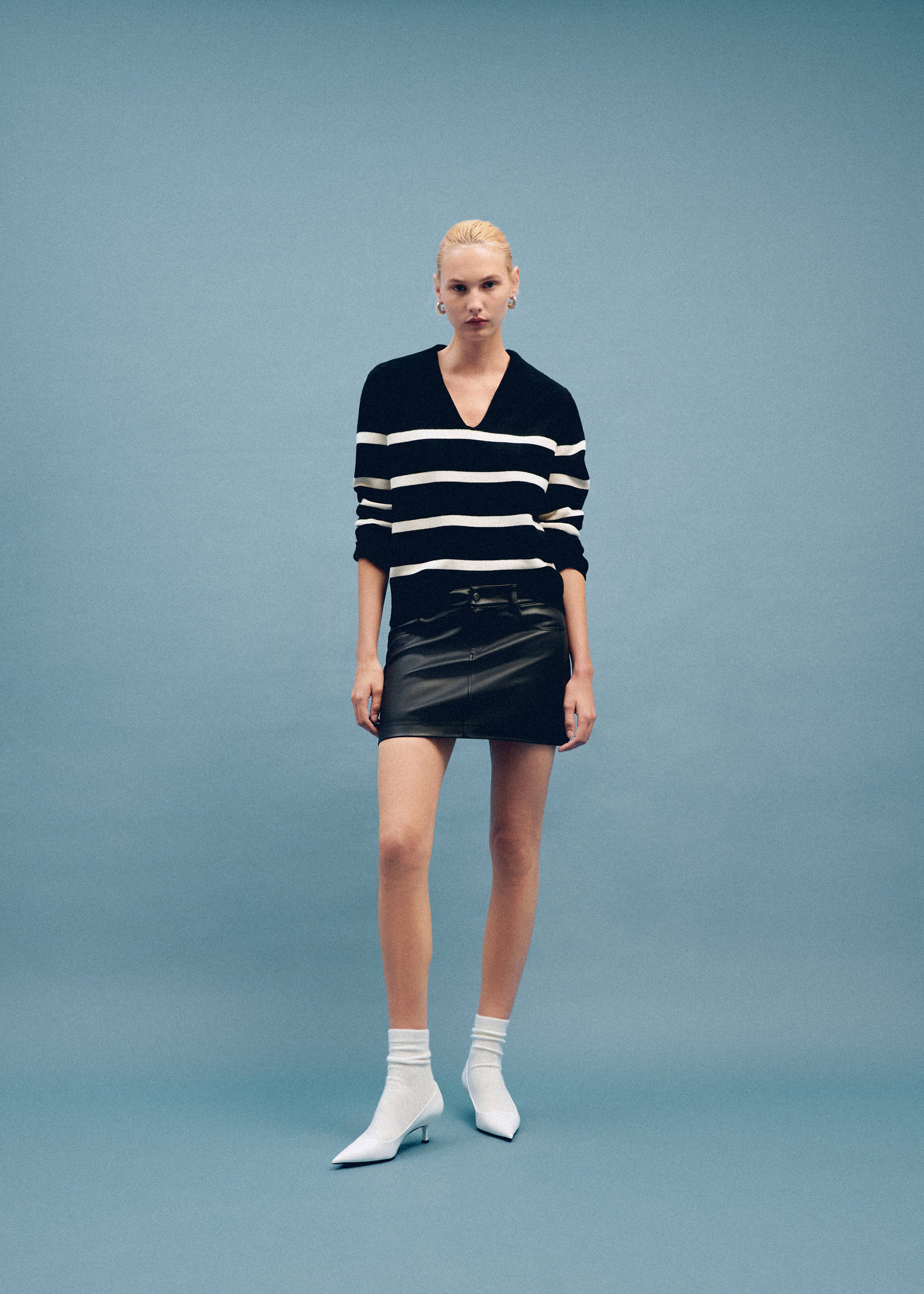 Striped polo-neck sweater - Details of the article 3, Black. Ref: 57007754-00.