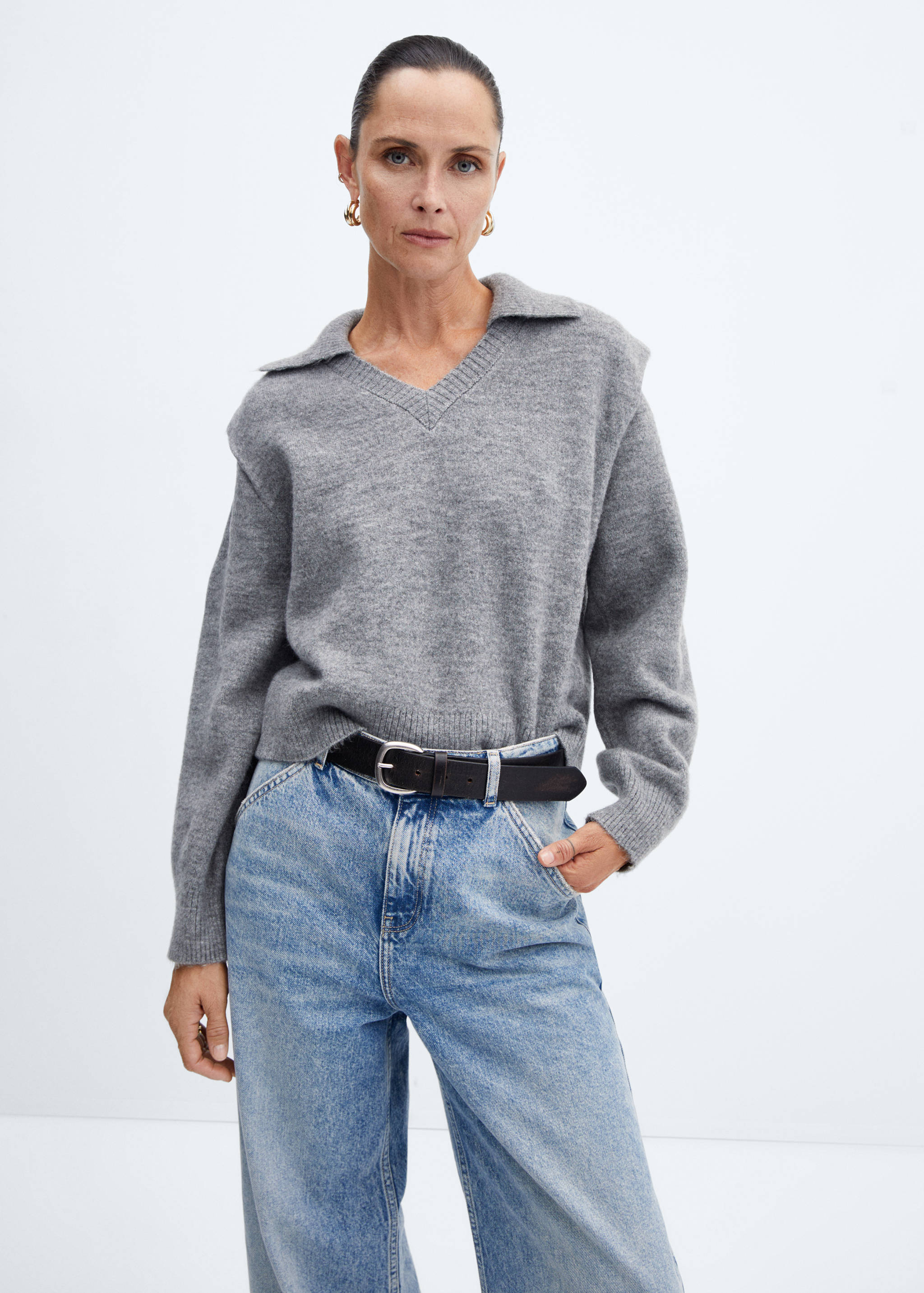 Polo-neck sweater with shoulder pads - Medium plane