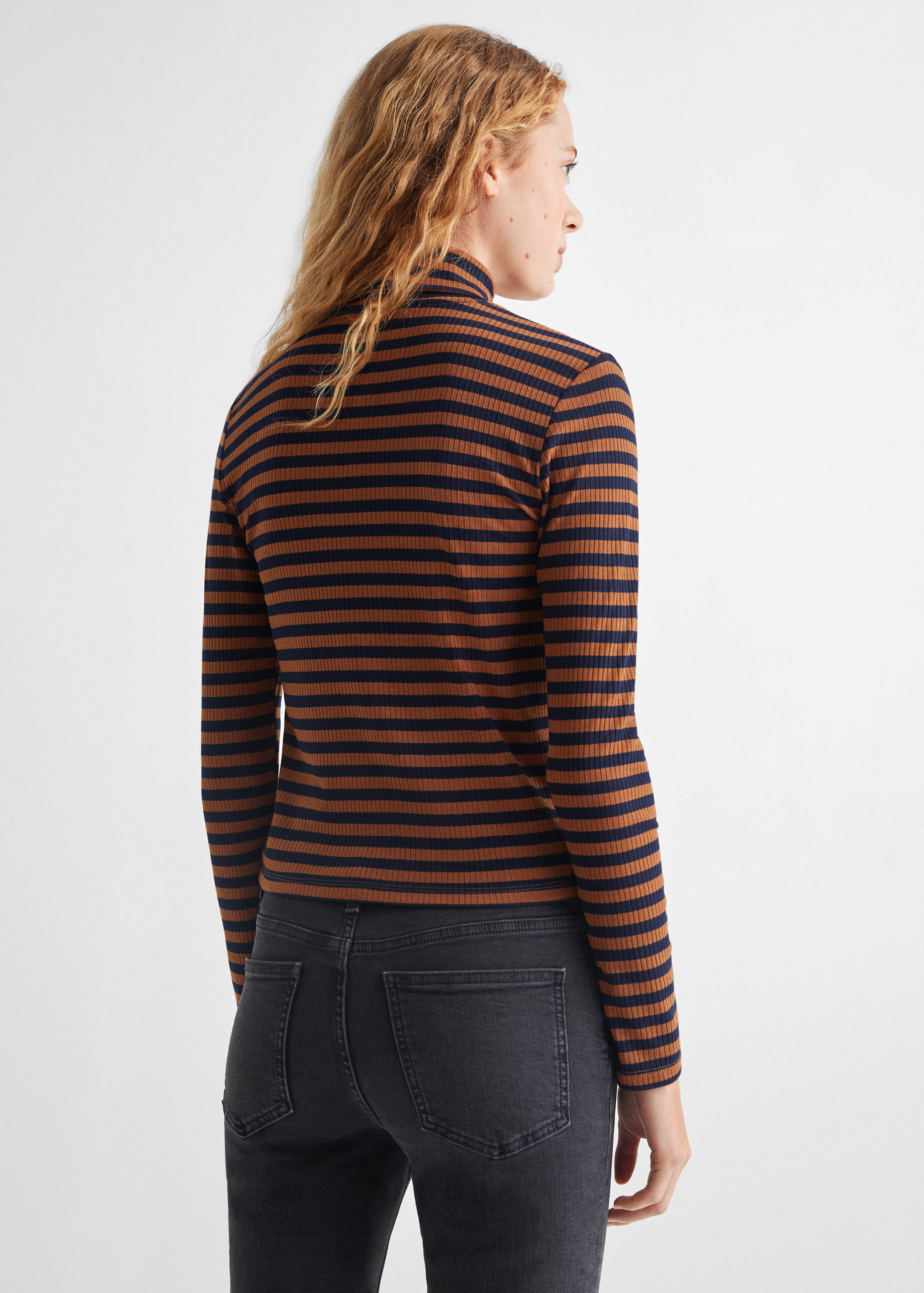 Striped turtleneck T-shirt - Reverse of the article