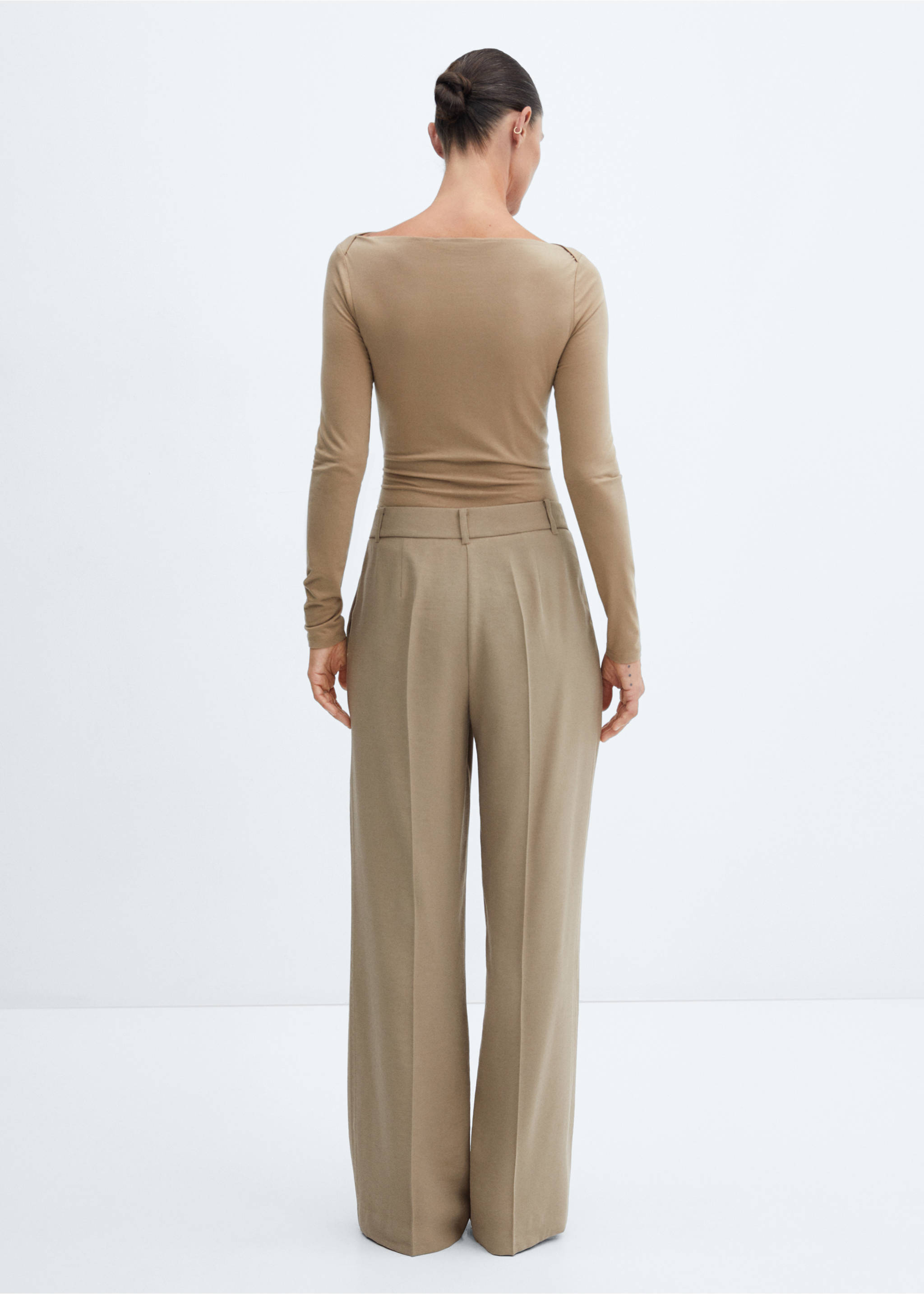 Boat-neck lyocell t-shirt - Reverse of the article, Medium Brown. Ref: 57007912-00.