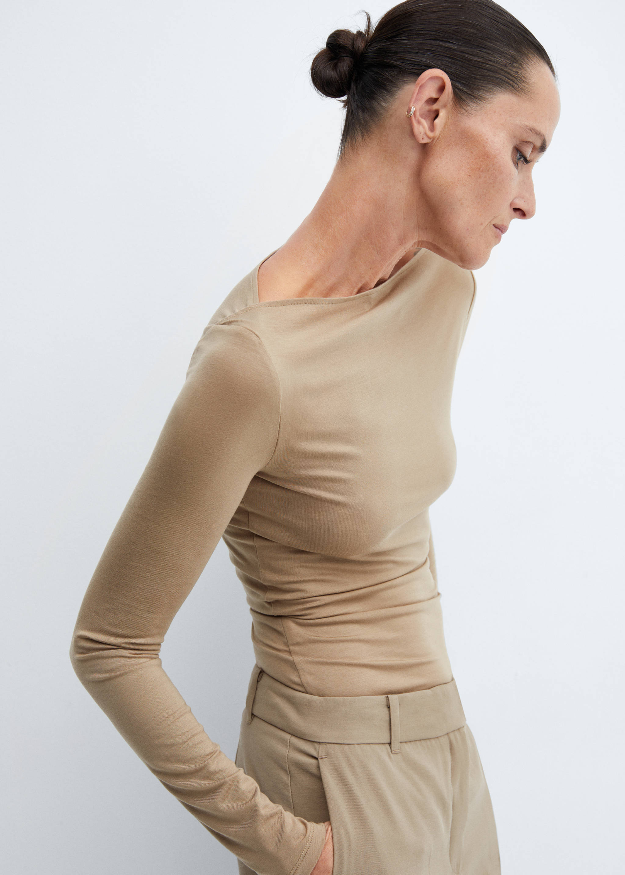 Boat-neck lyocell t-shirt - Details of the article 2