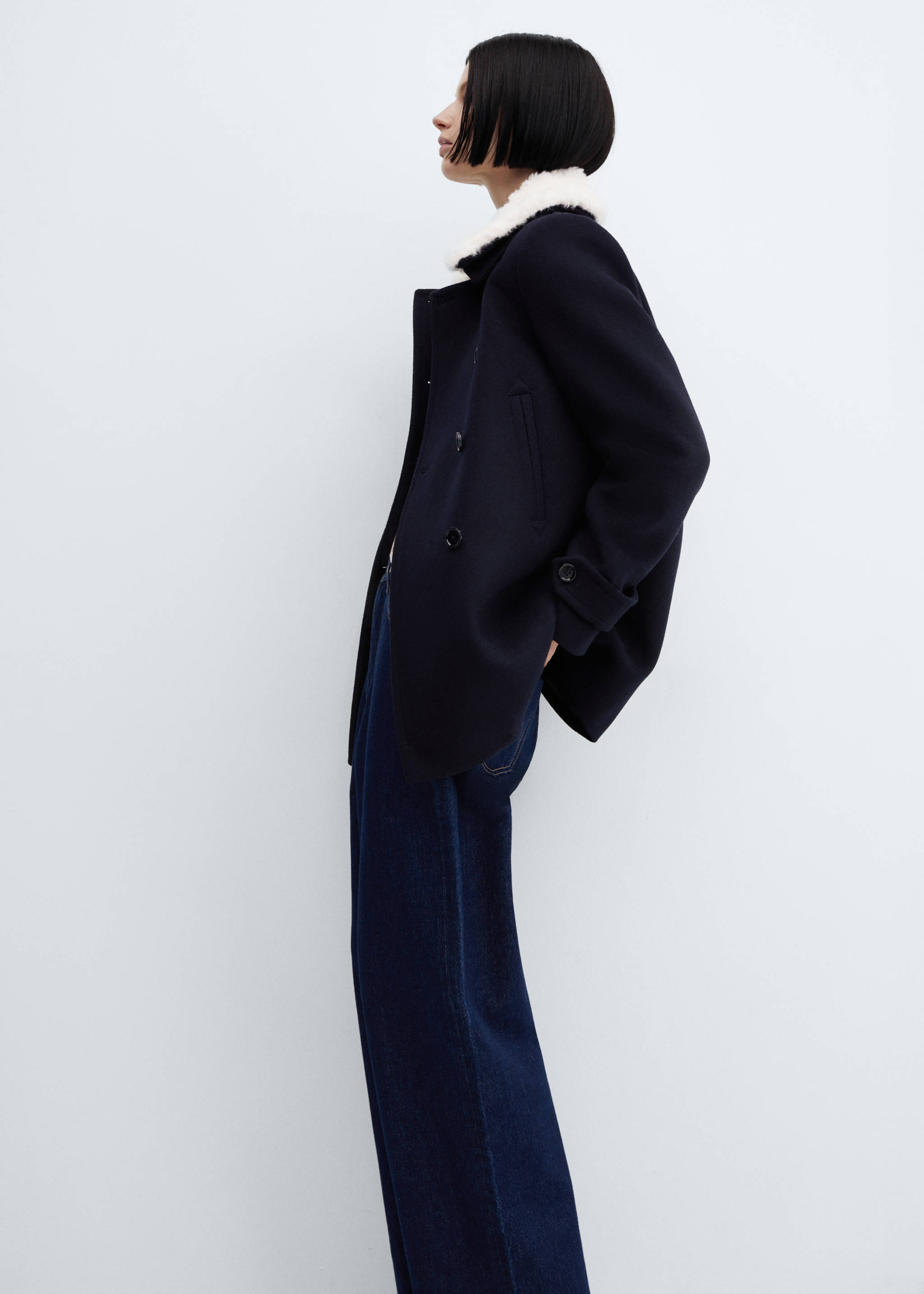 Abrigo doble botonadura cuello pelo - Detalle del artículo 2