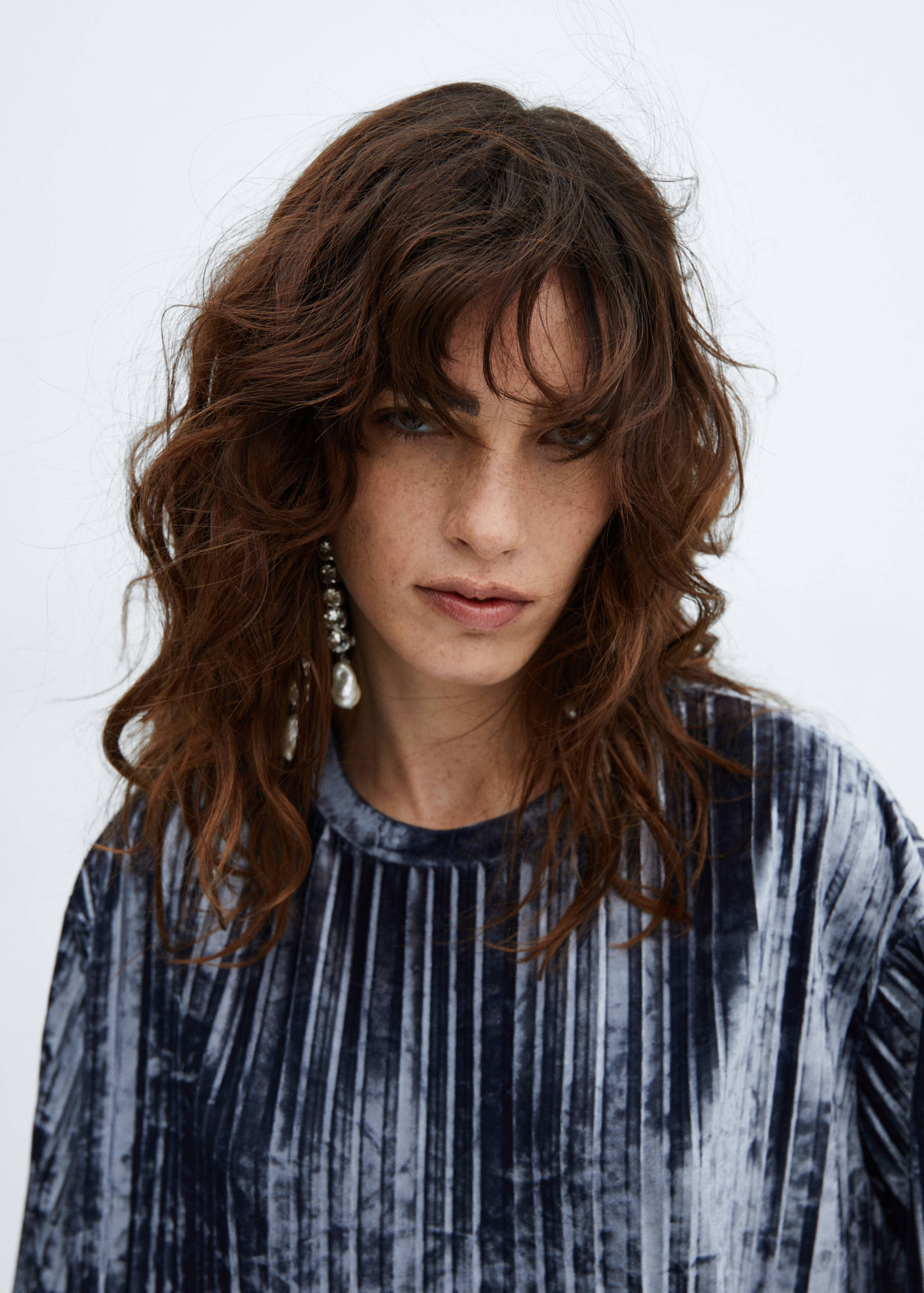 Velvet pleated T-shirt - Details of the article 1