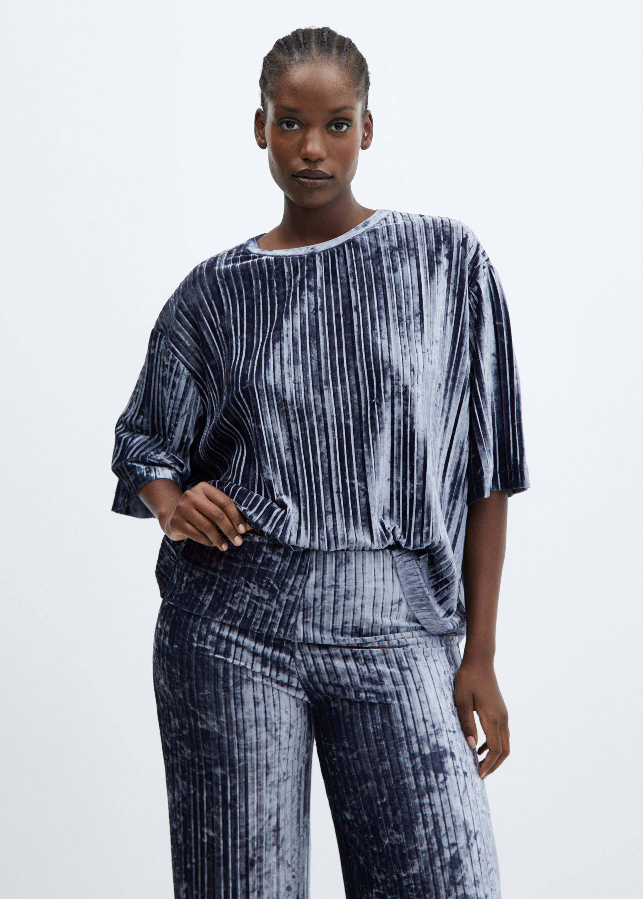 Velvet pleated T-shirt - Details of the article 5