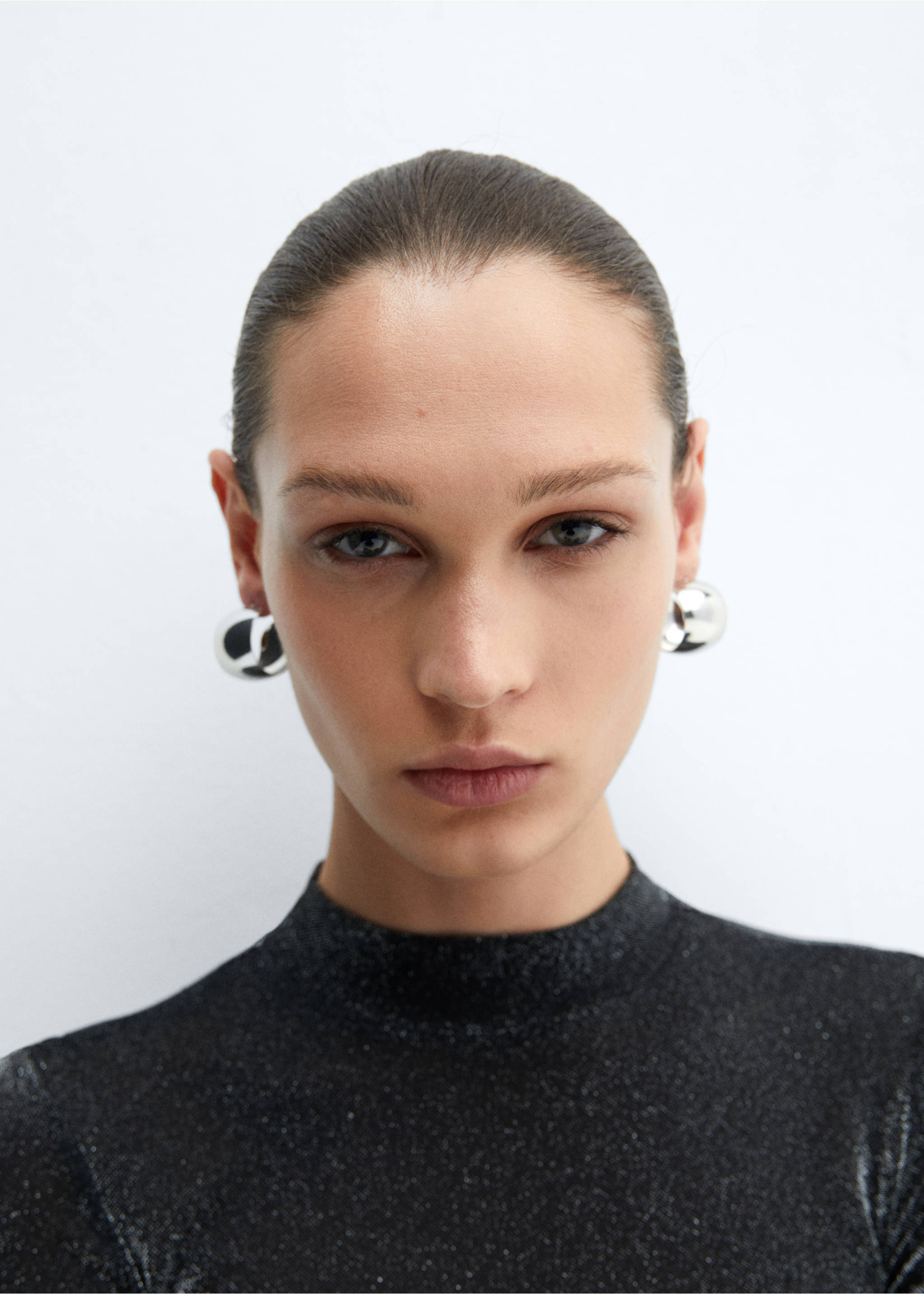Lurex t-shirt with perkins neck - Details of the article 1, Grey. Ref: 57009104-00.