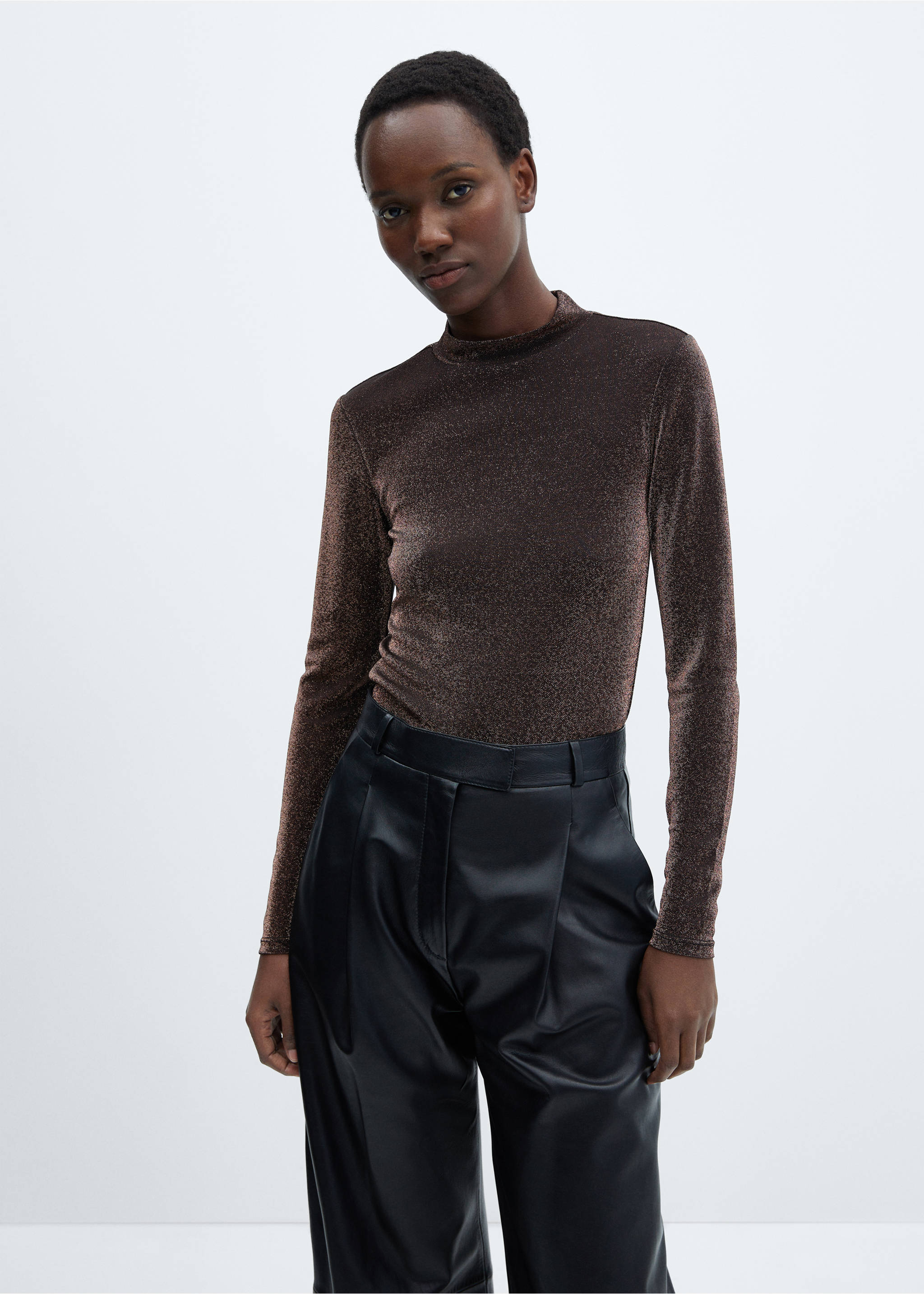 Lurex t-shirt with perkins neck - Medium plane, Copper. Ref: 57009104-00.