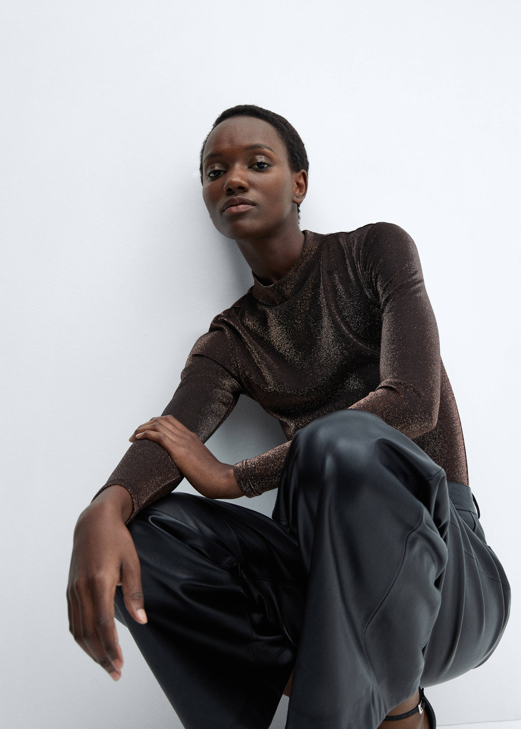 Lurex t-shirt with perkins neck - Details of the article 2