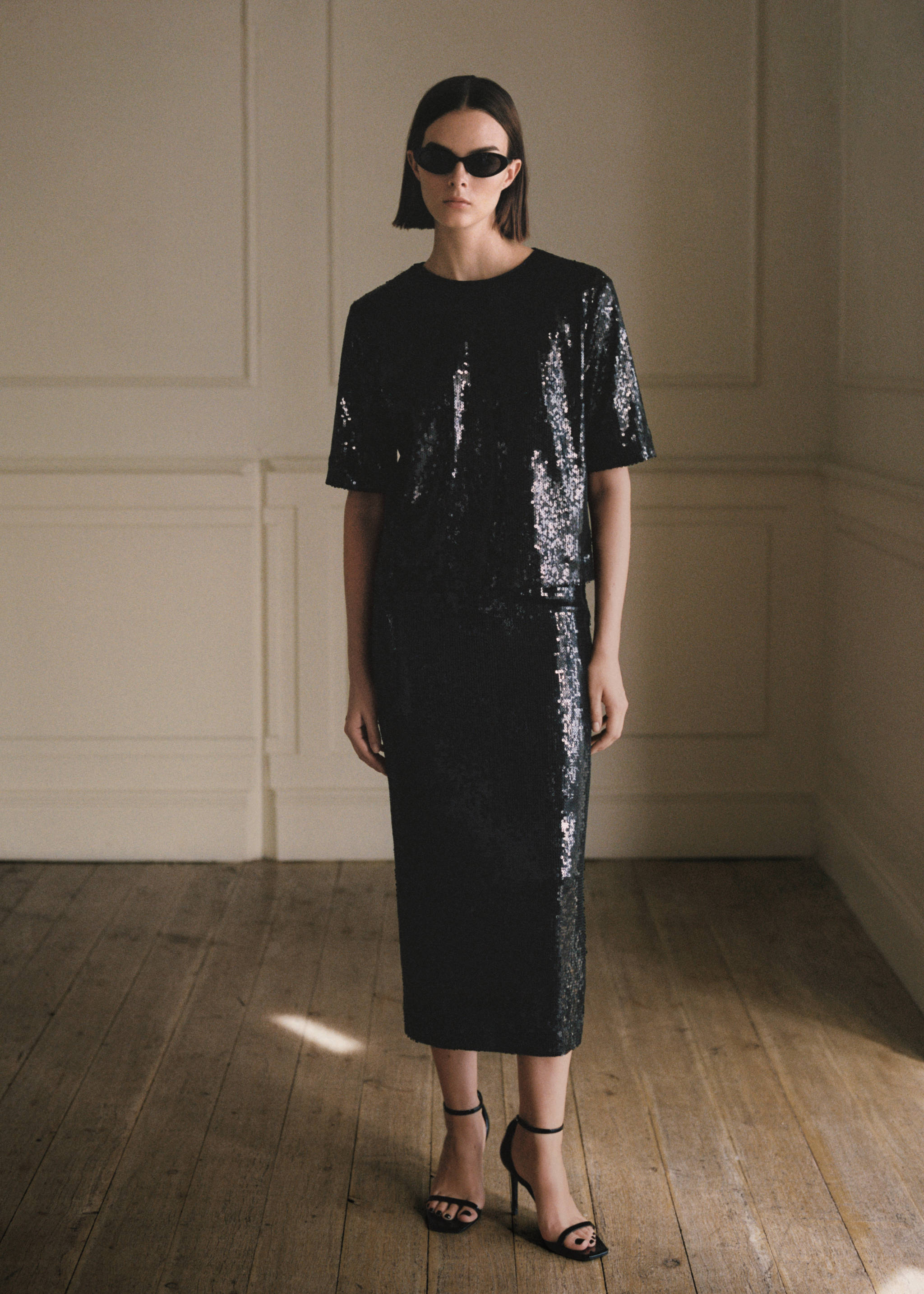 Sequin T-shirt - Details of the article 6